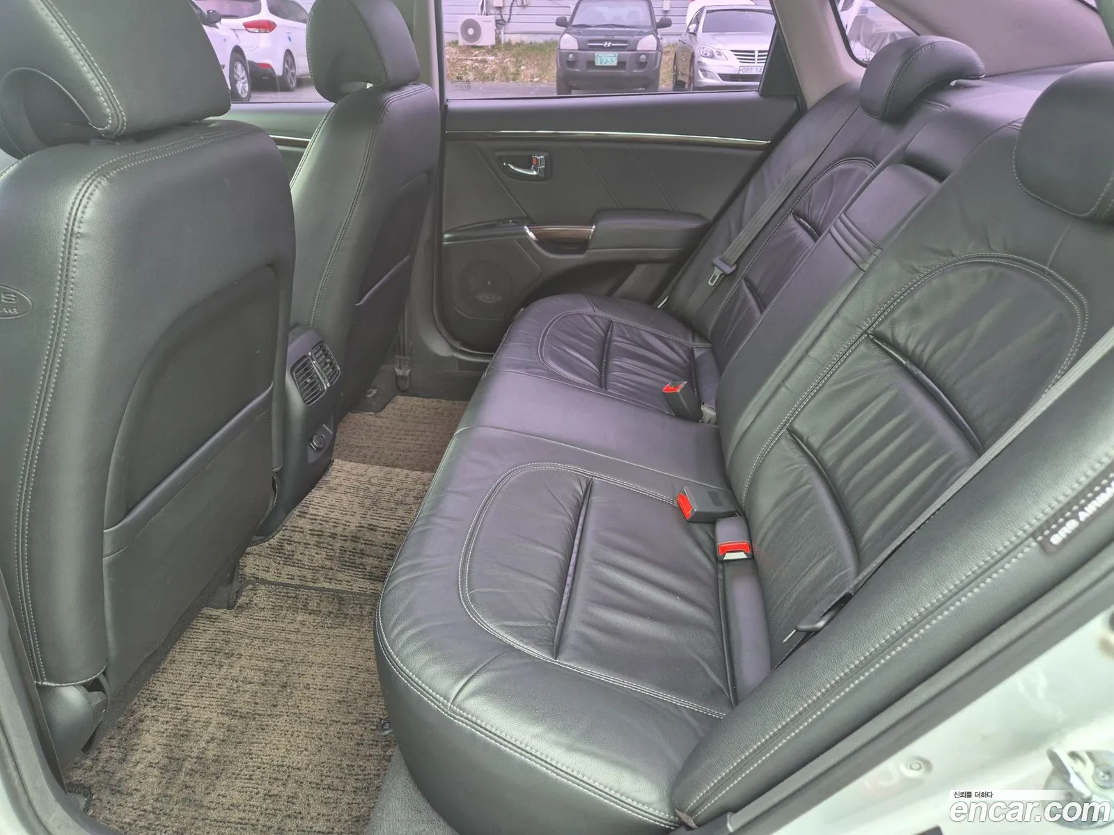 Hyundai The Luxury Grandeur 2010 — 6