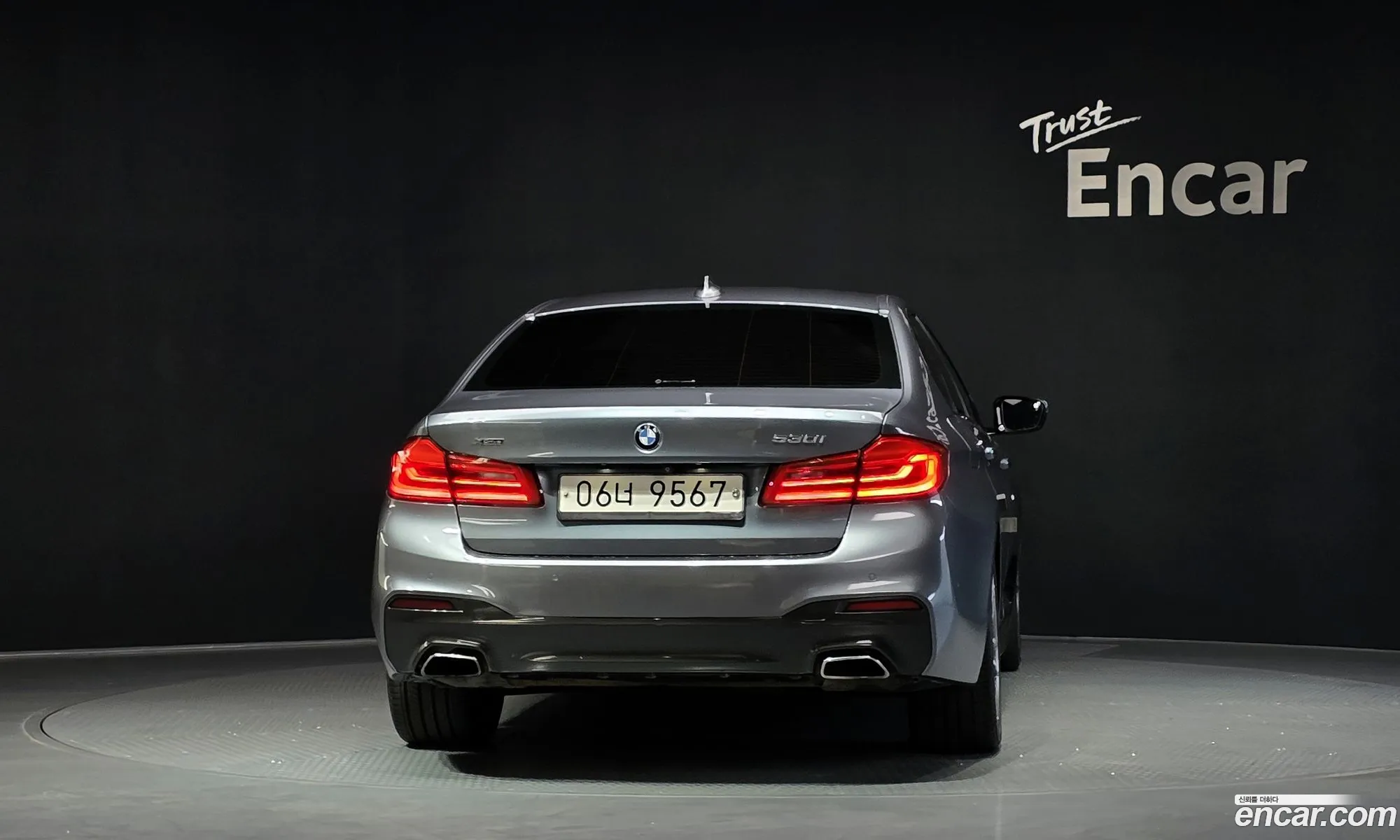 BMW 5 Series 2017 — 12