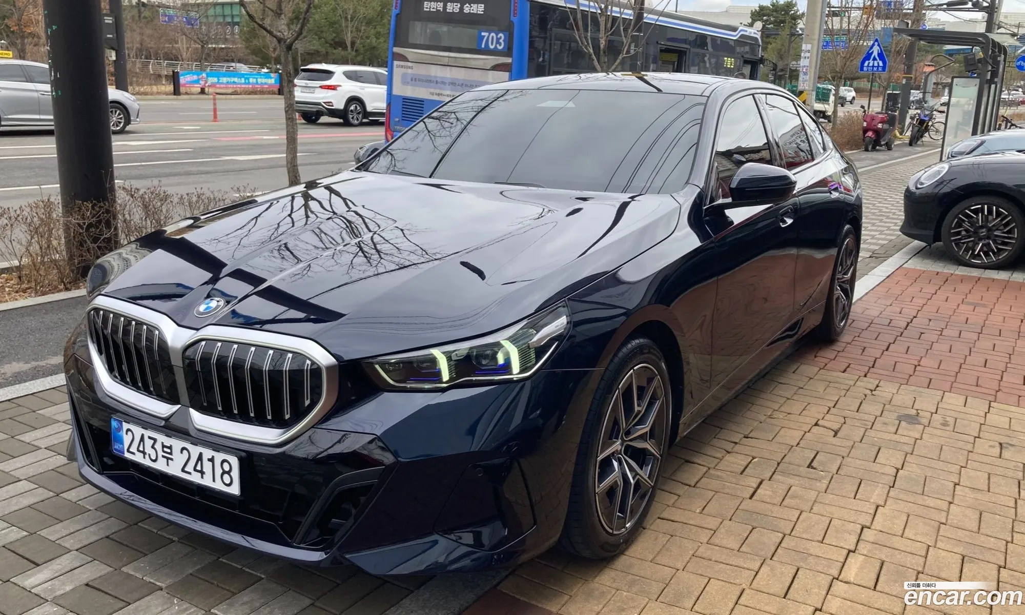 BMW 5 Series 2026 — 13