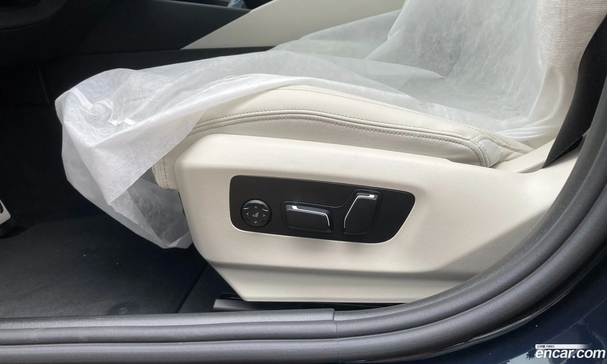 BMW 5 Series 2026 — 6