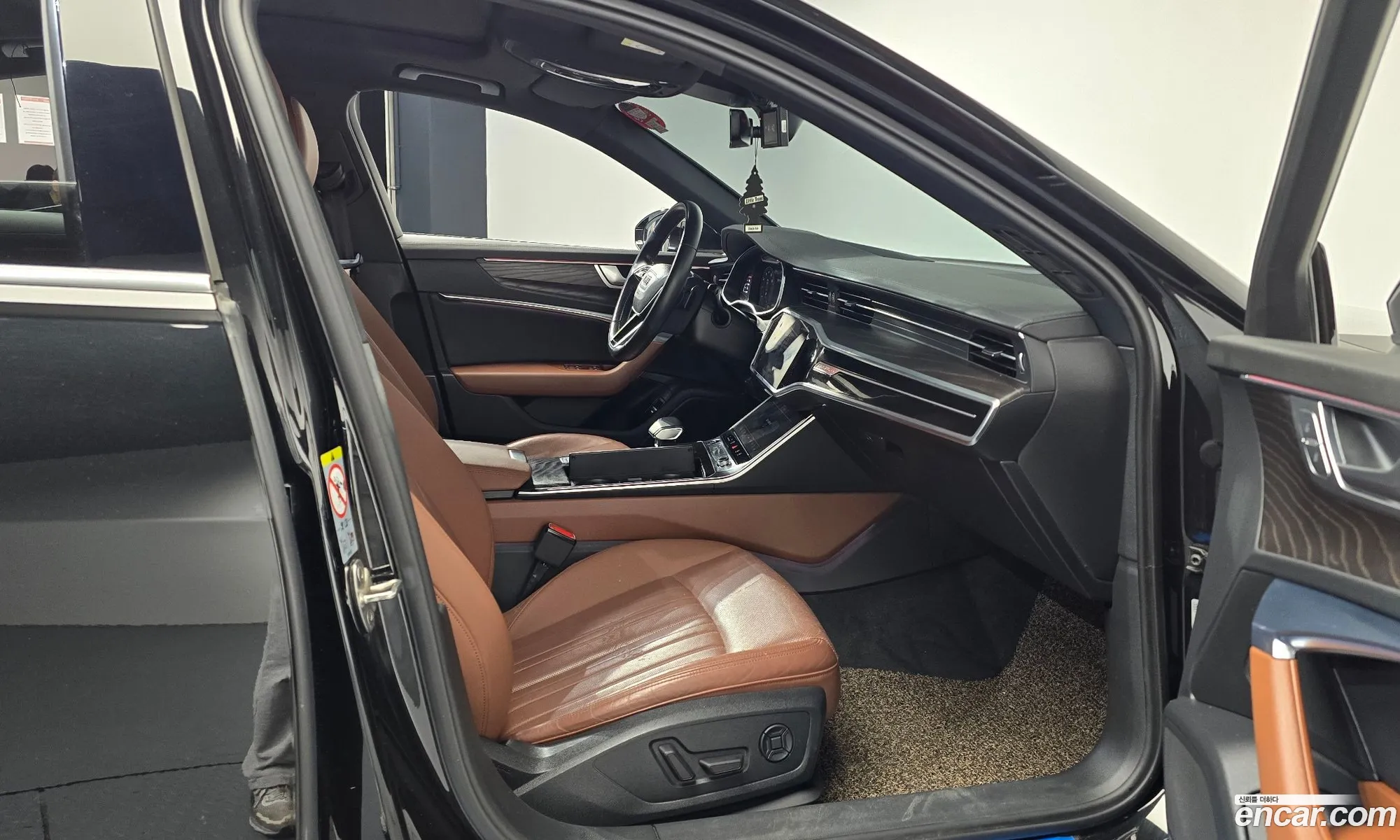 Audi A6 2021 WAUZZZF25MN002939 — 18