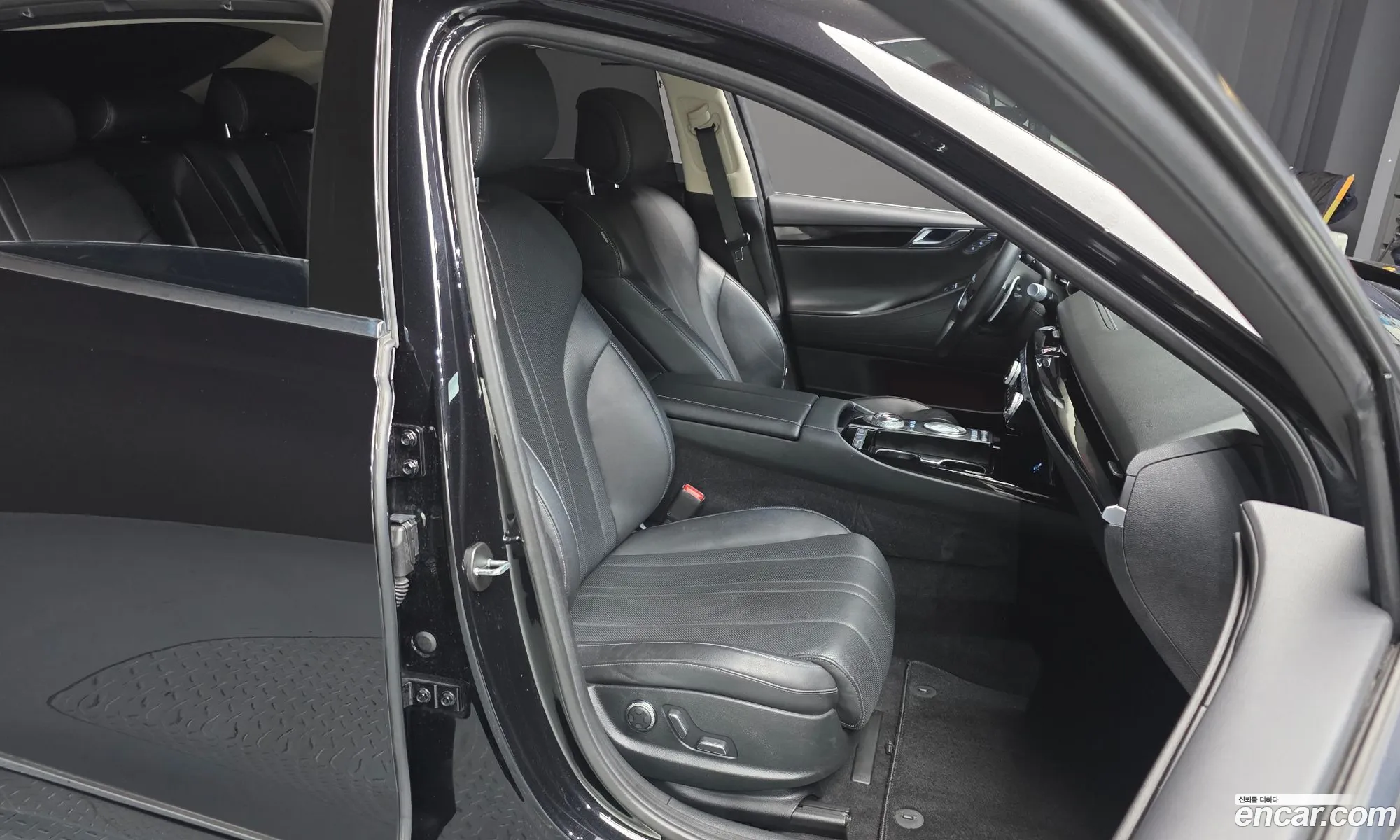Genesis G80 2021 — 16