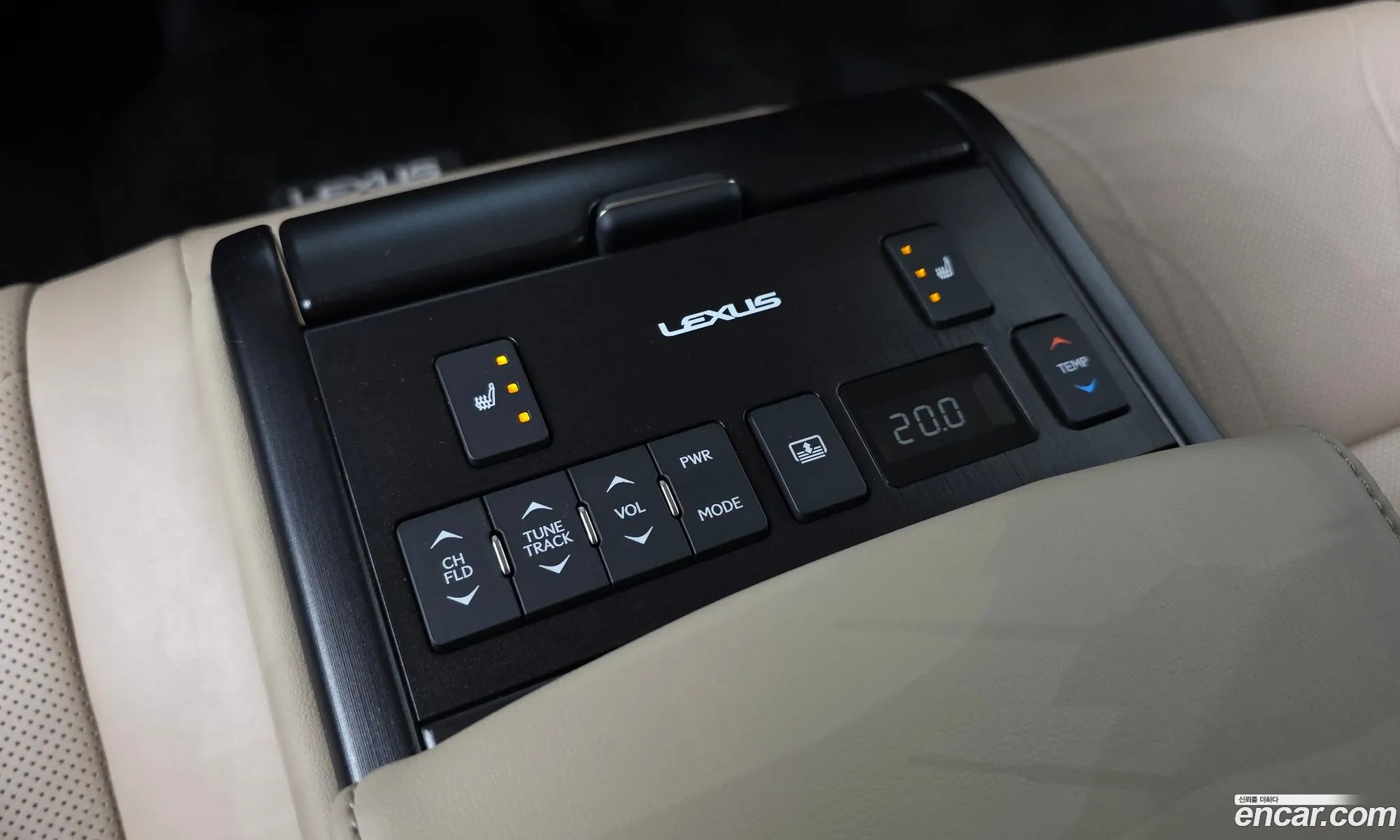 Lexus ES300h 7th Gen 2018 JTHB21B18K2013843 — 10