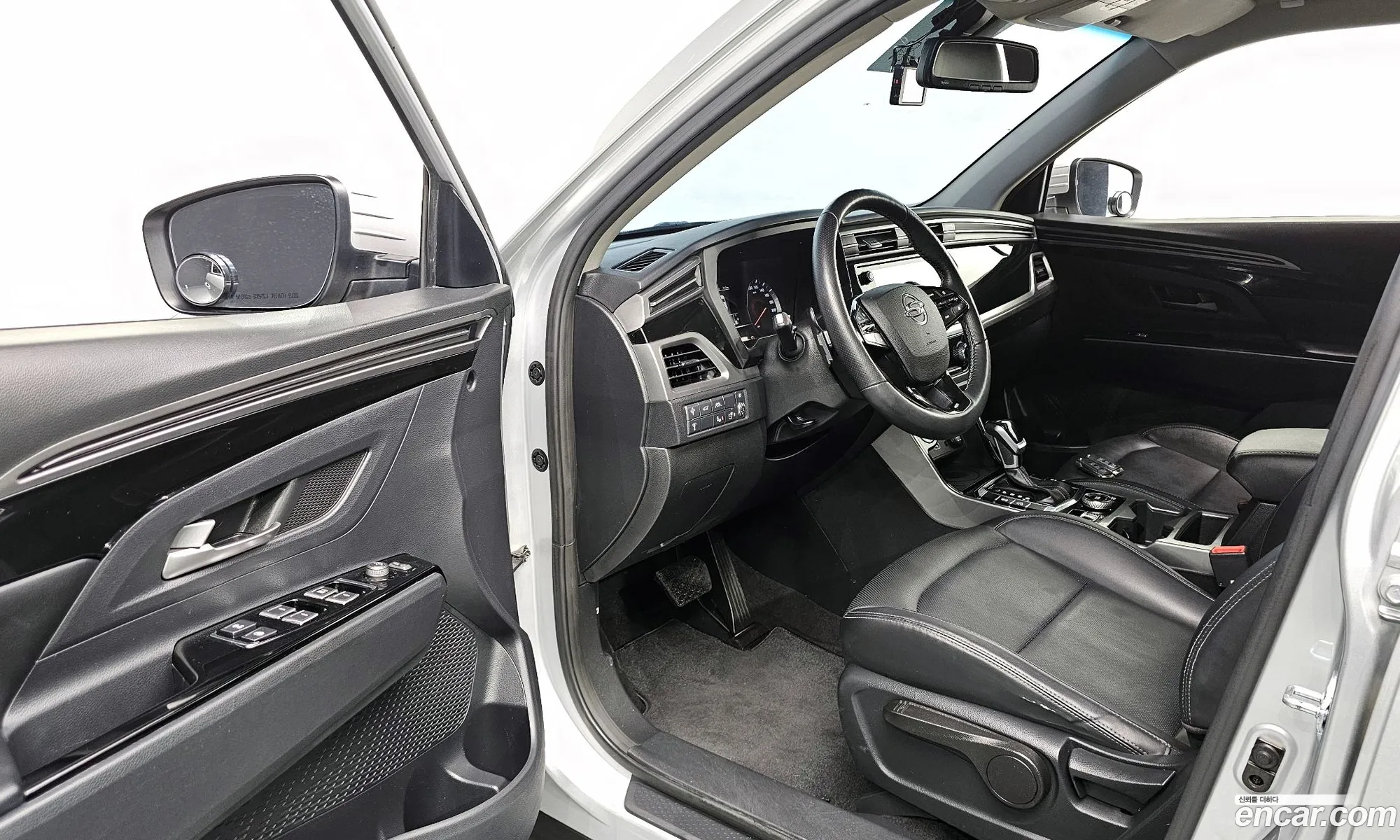 KG Mobility (SsangYong) Beautiful Korando 2020 — 5