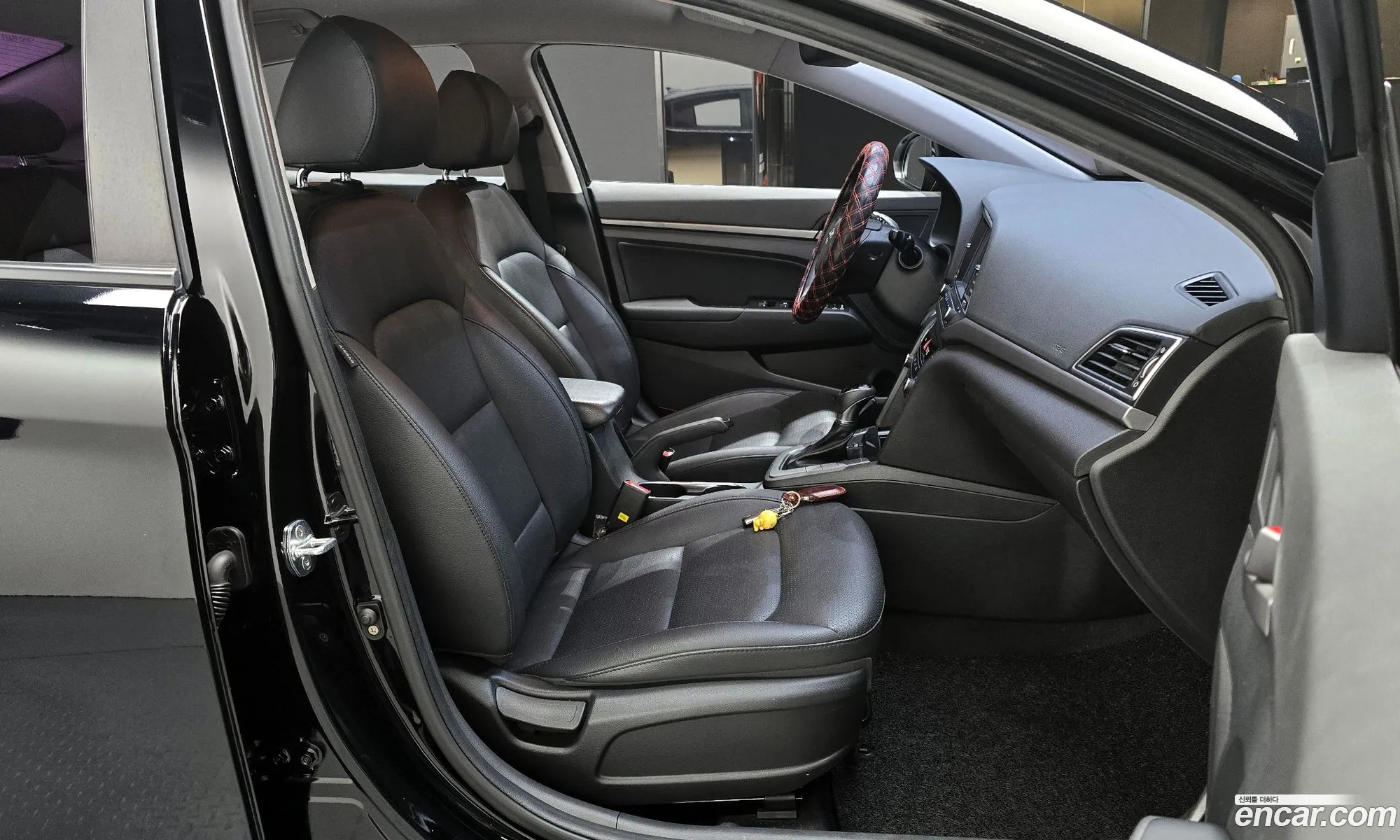 Hyundai Elantra AD 2018 — 19