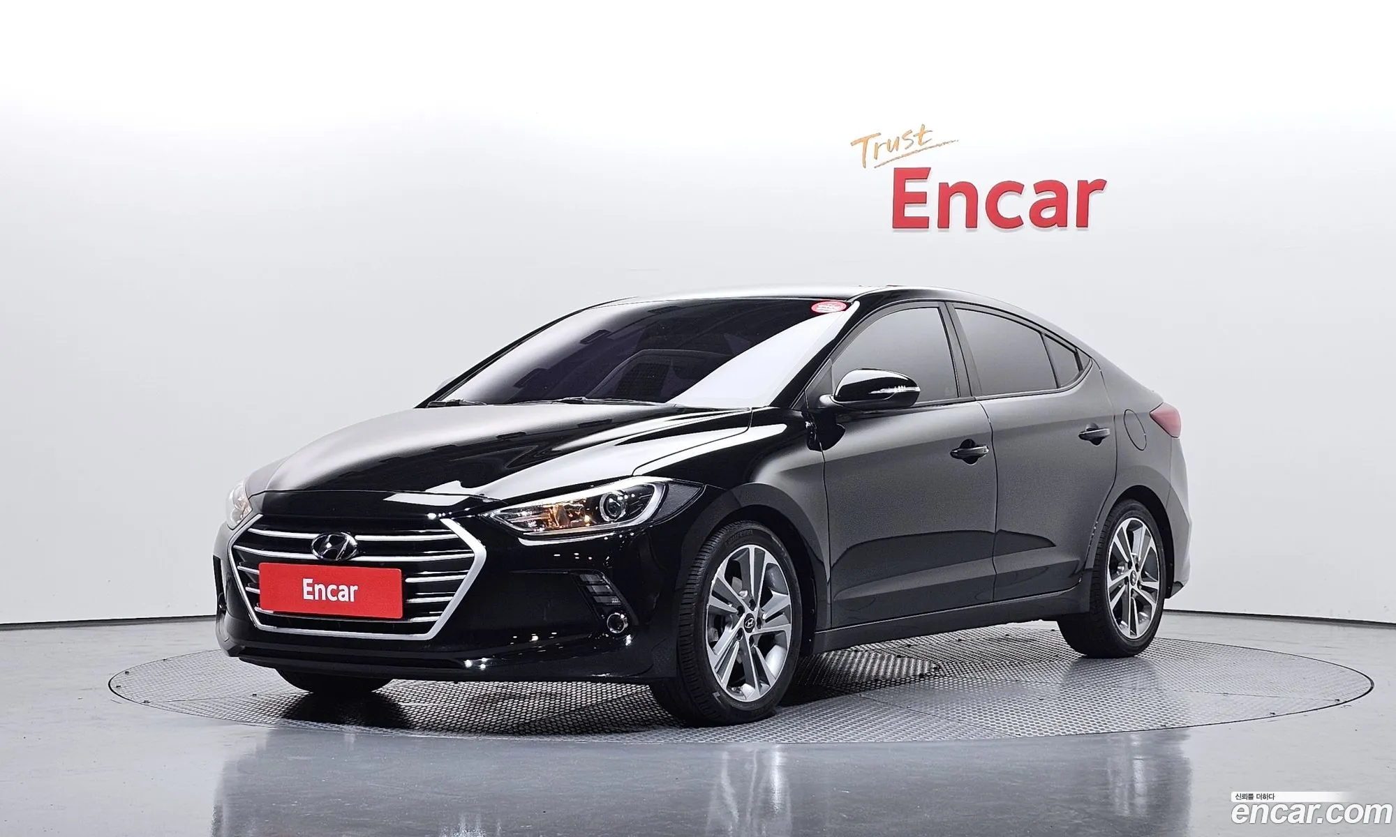 Hyundai Elantra AD 2018 — 13