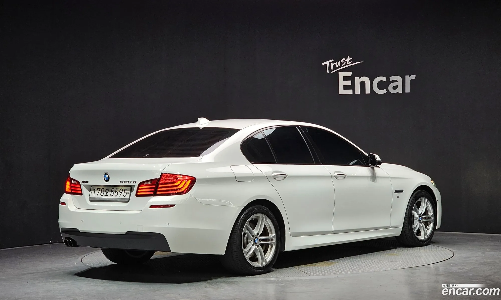 BMW 5 Series 2016 WBA5E7103GG568174 — 9