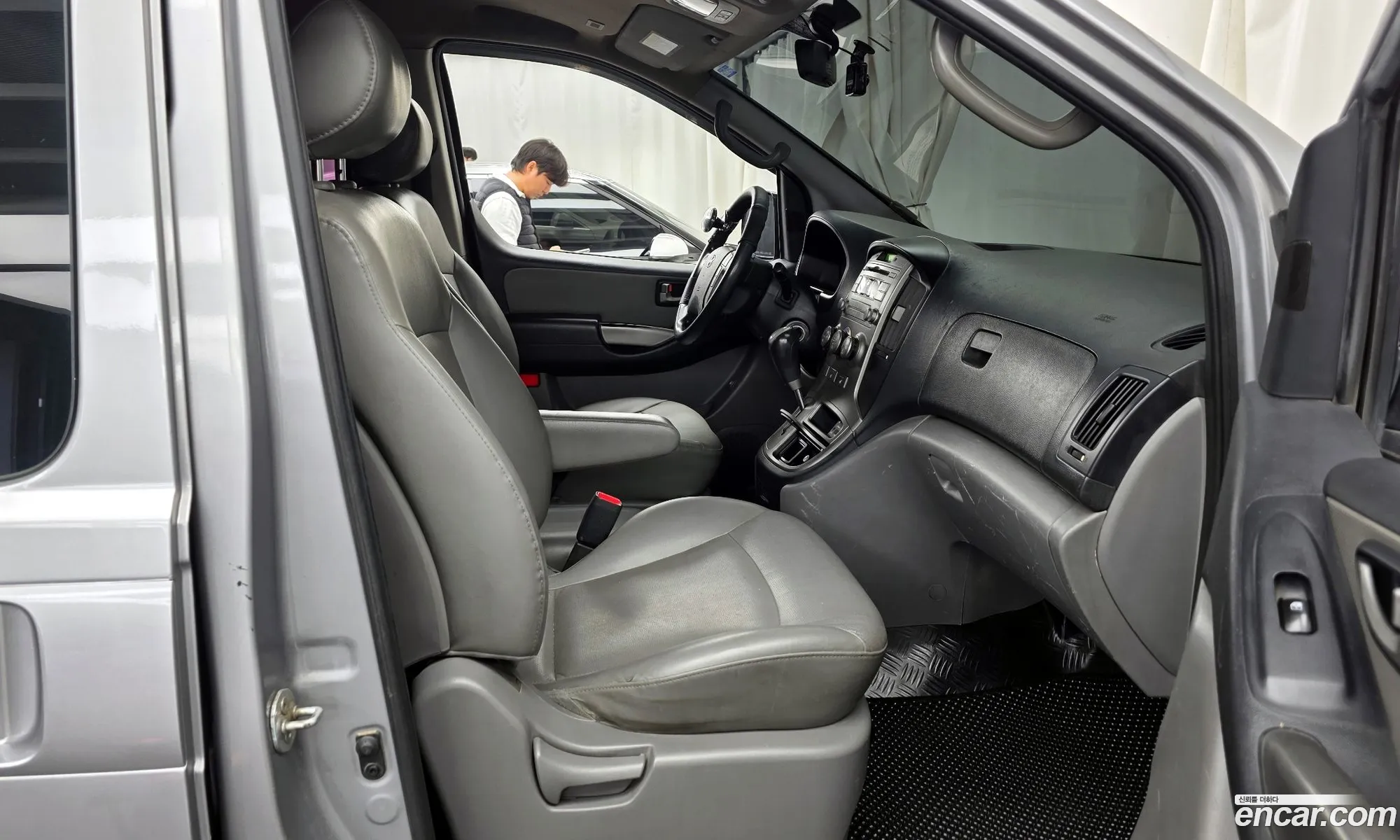 Hyundai Grand Starex 2012 — 3