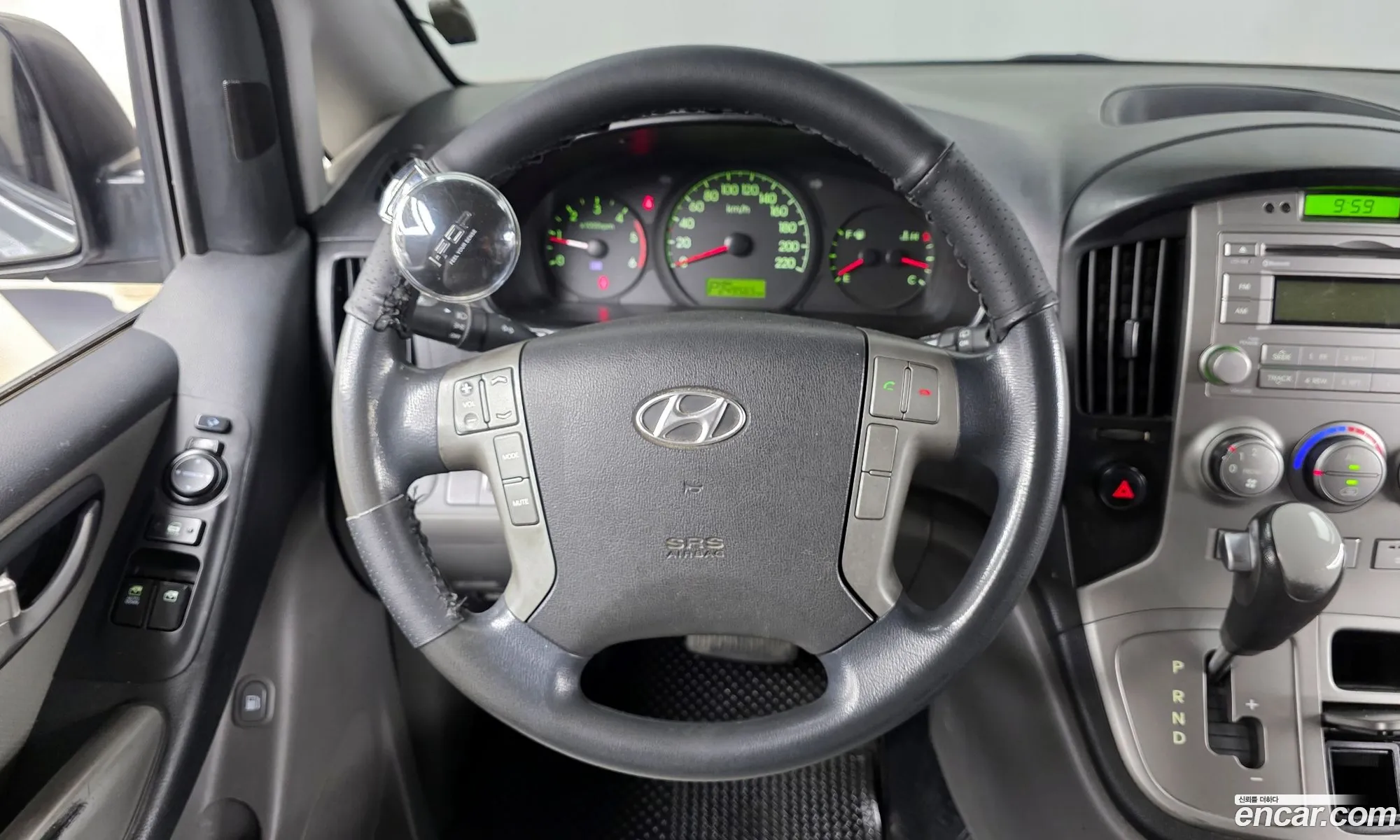 Hyundai Grand Starex 2012 — 20