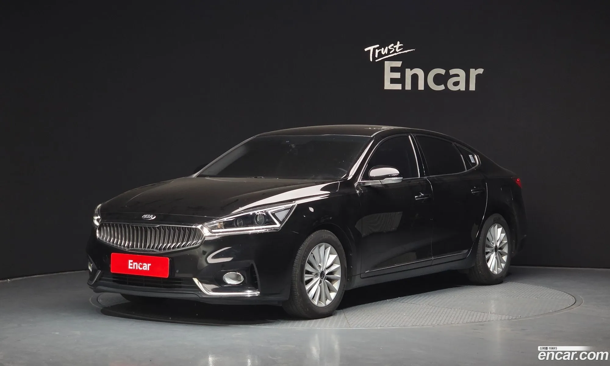 Kia K7 2018 — 2