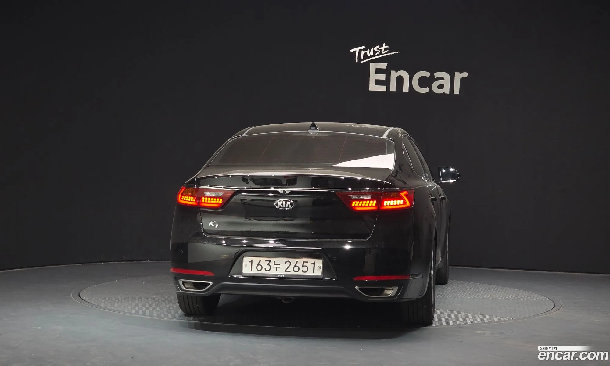 Kia K7 2018 — 11