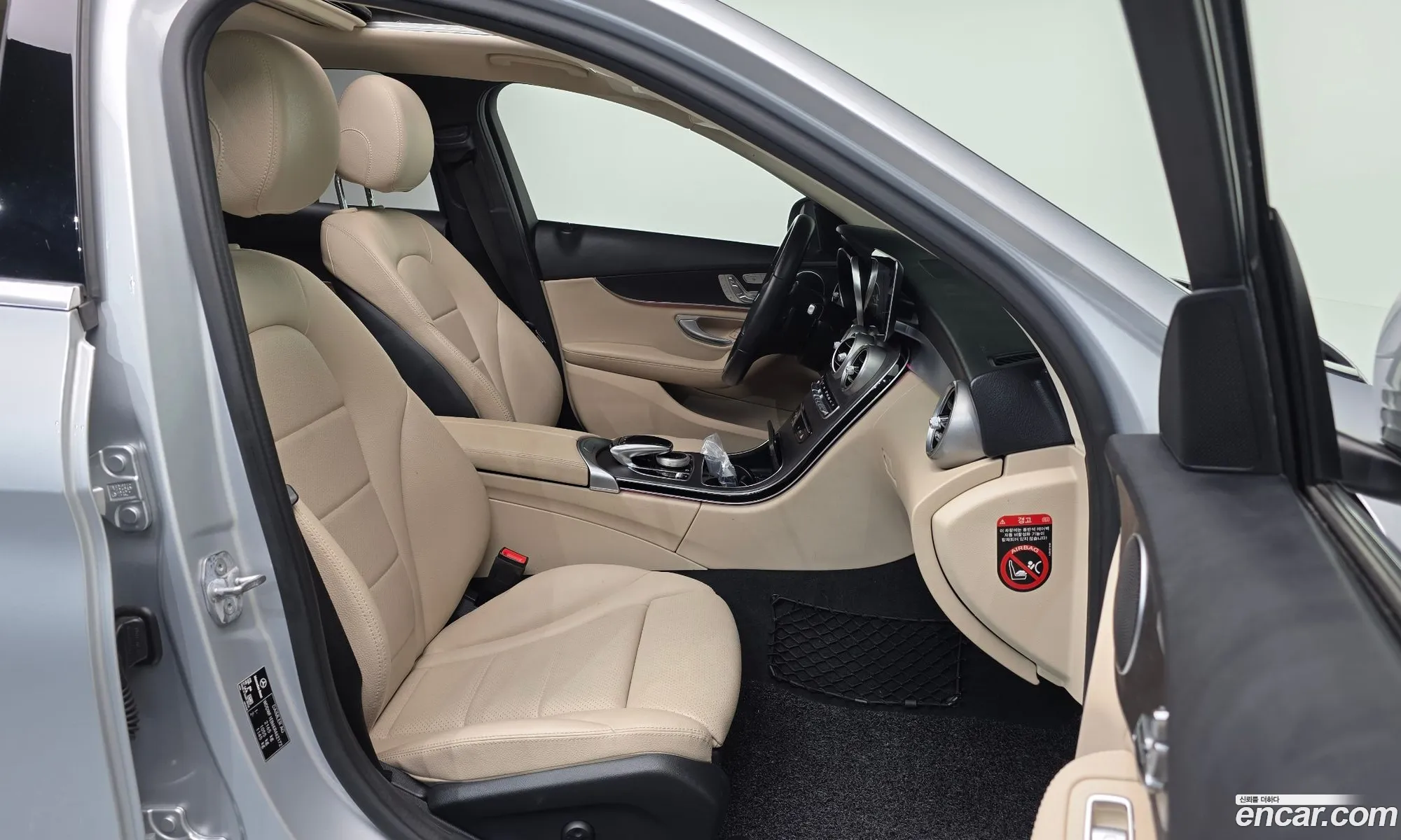 Mercedes-Benz C-Class W205 2019 — 20