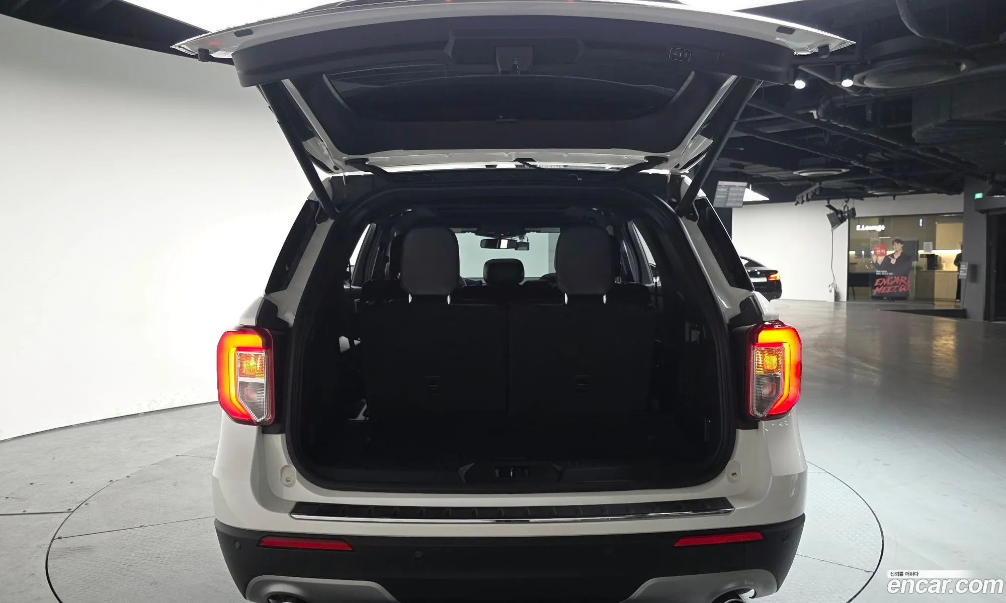 Ford Explorer 6th Gen 2020 1FMSK8FH4LGA73314 — 20