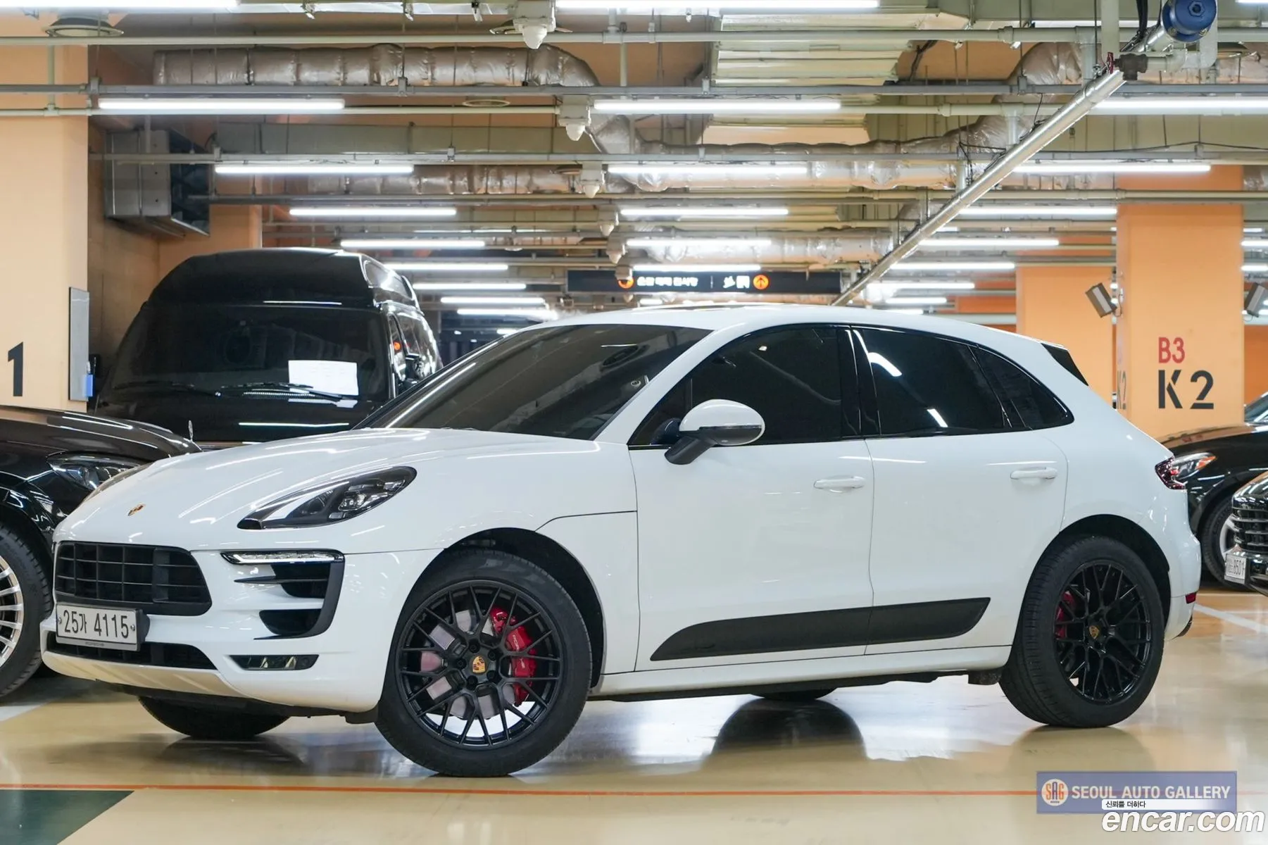 Porsche Macan 2018 — 19