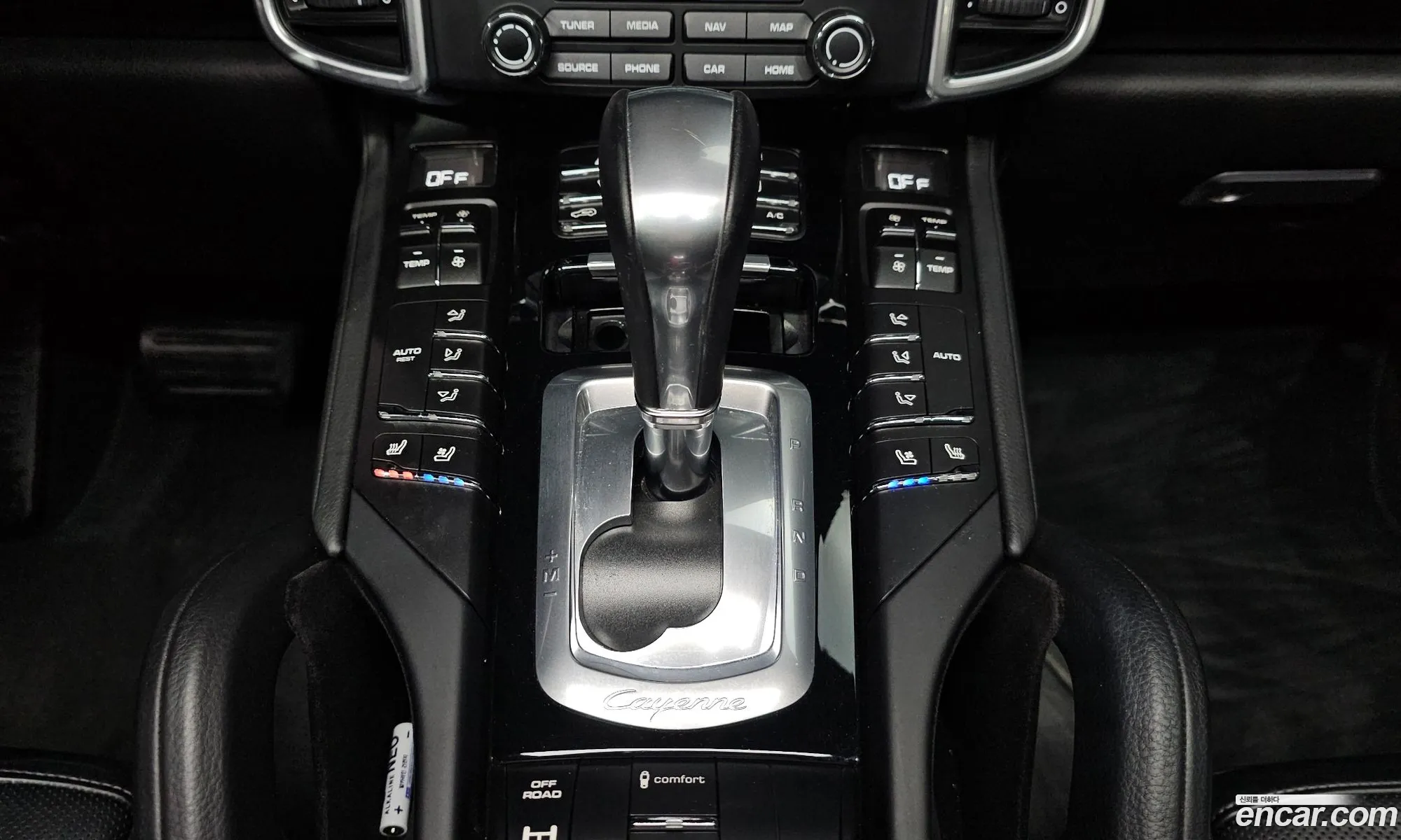 Porsche Cayenne 2017 WP1AF2925HKA29883 — 20