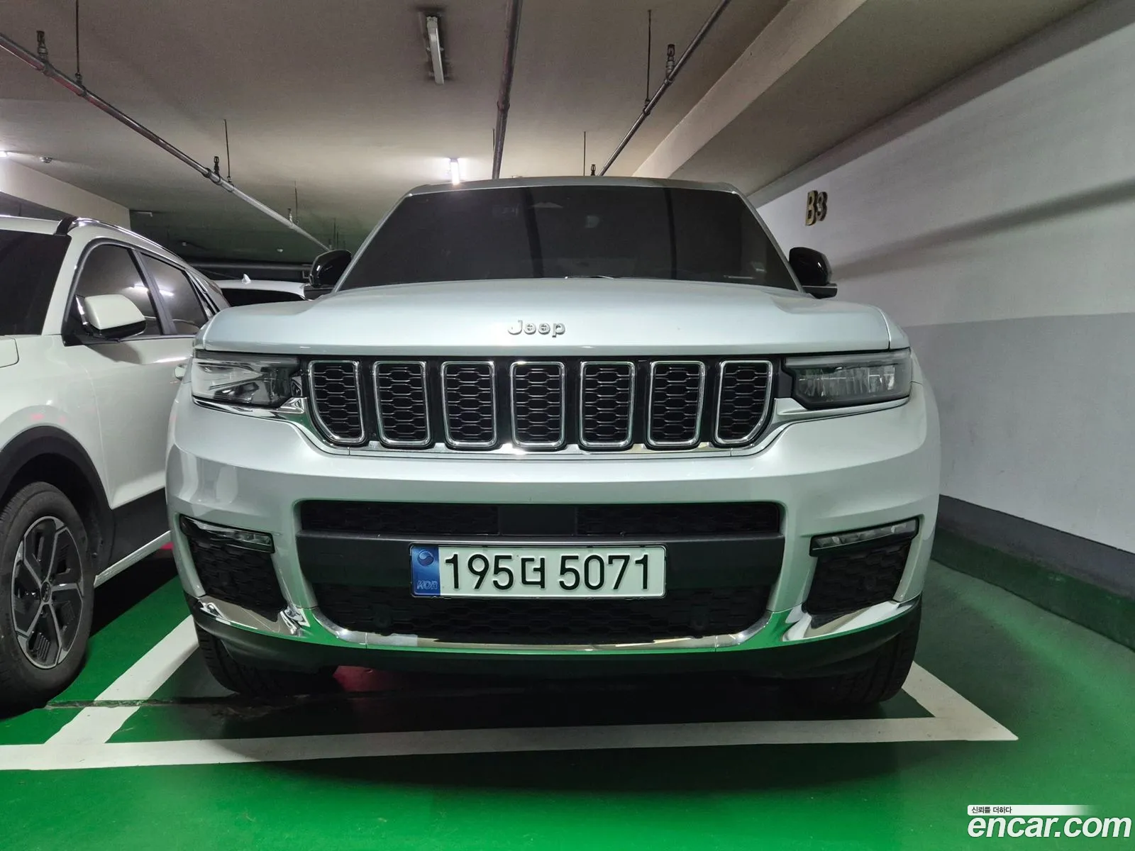 Jeep Grand Cherokee 2023 — 11