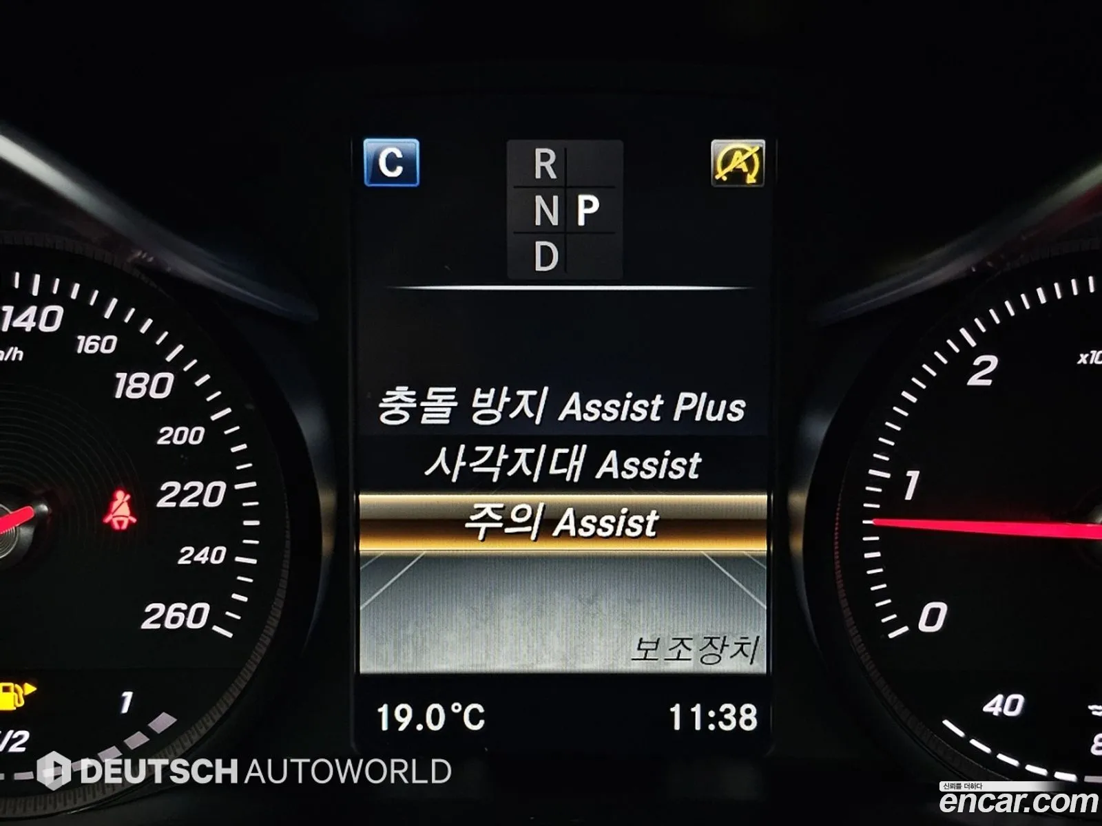 Mercedes-Benz GLC-Class X253 2017 — 19