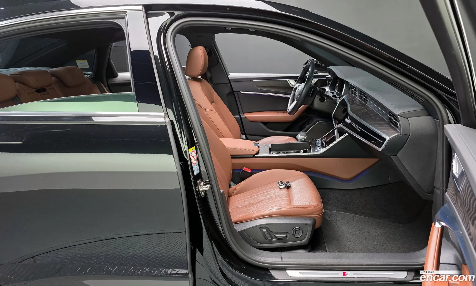Audi A6 2021 WAUZZZF23MN045756 — 13
