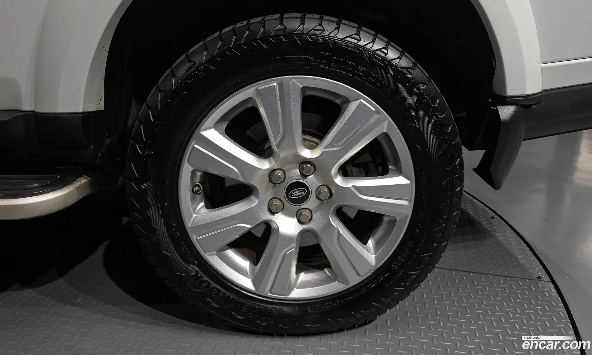 Land Rover Discovery 4 2015 SALLAAAG6FA754481 — 17