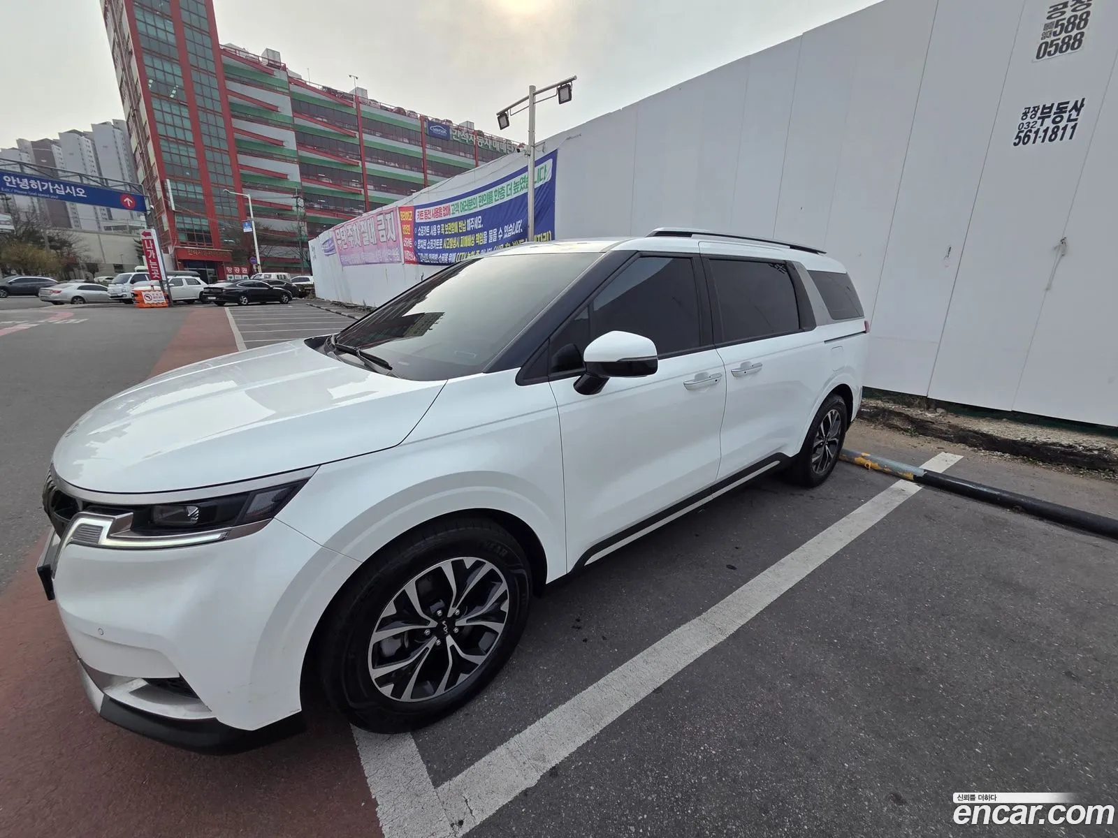 Kia Carnival 2023 — 11