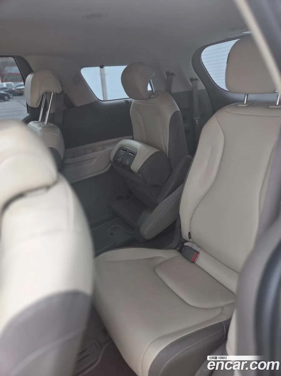 Kia Carnival 2023 — 9