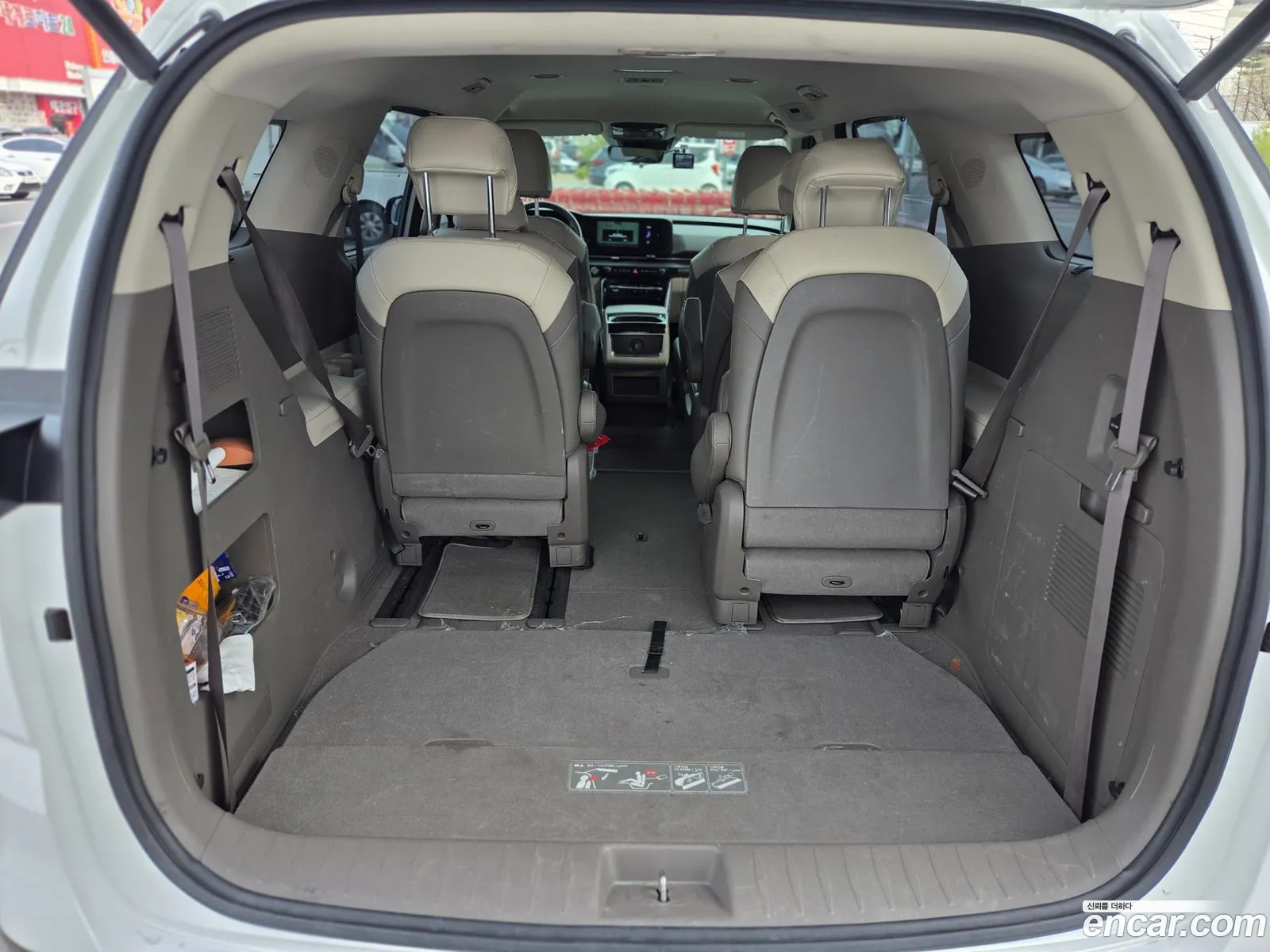 Kia Carnival 2023 — 10