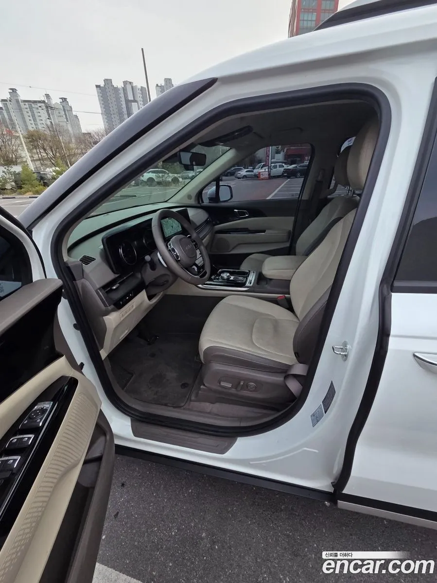 Kia Carnival 2023 — 8