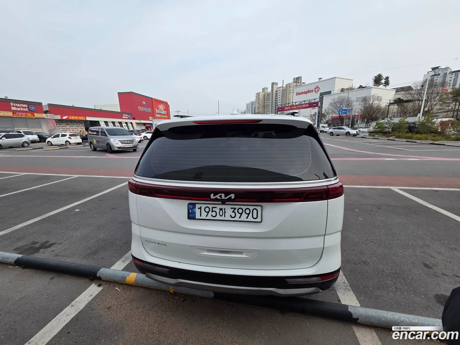 Kia Carnival 2023 — 12