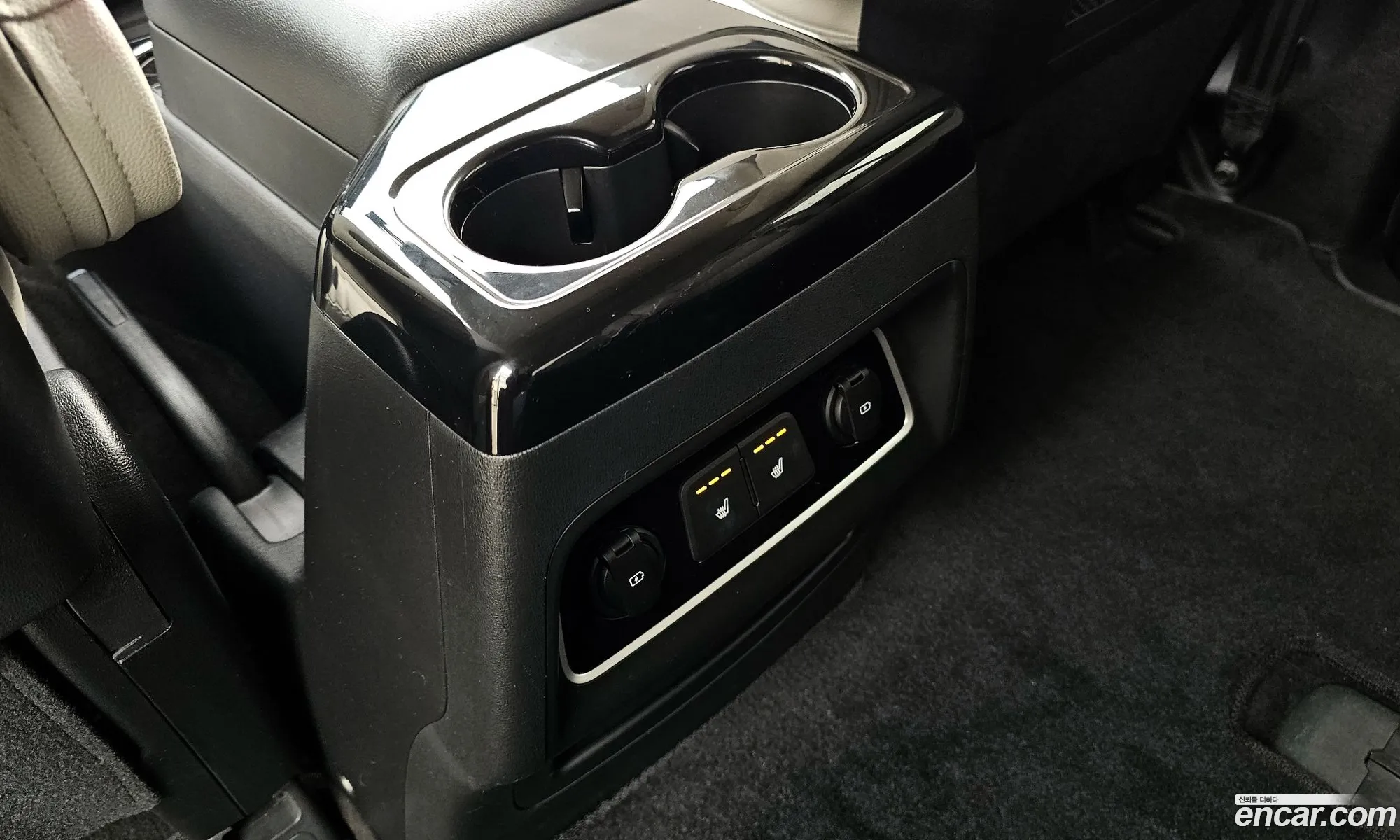 Hyundai Grand Starex 2018 — 13