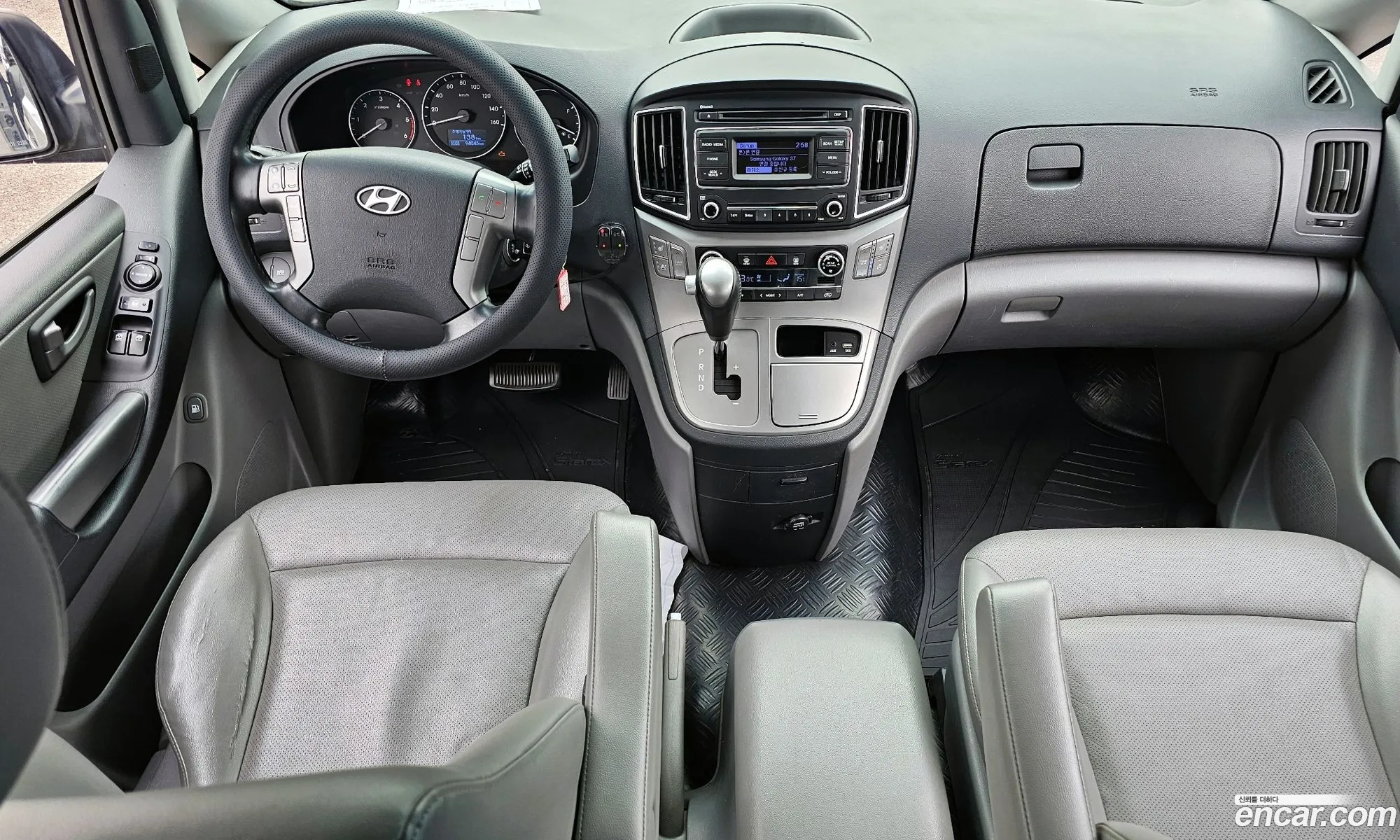 Hyundai Grand Starex 2016 — 8