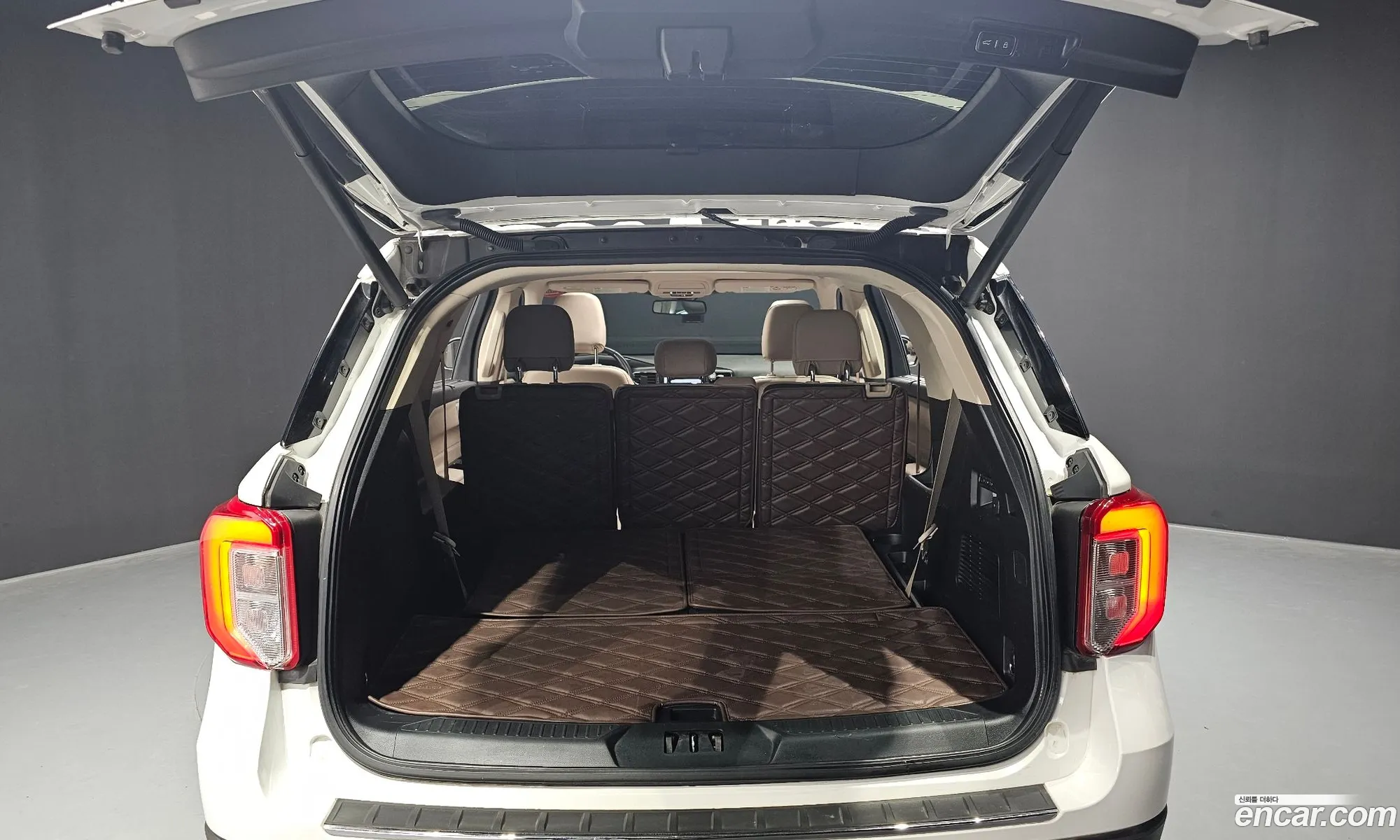 Ford Explorer 6th Gen 2021 1FMSK8FH0MGA09465 — 9