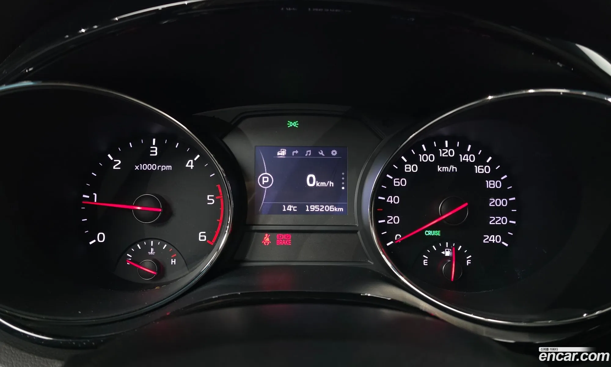 Kia Carnival 2017 — 15