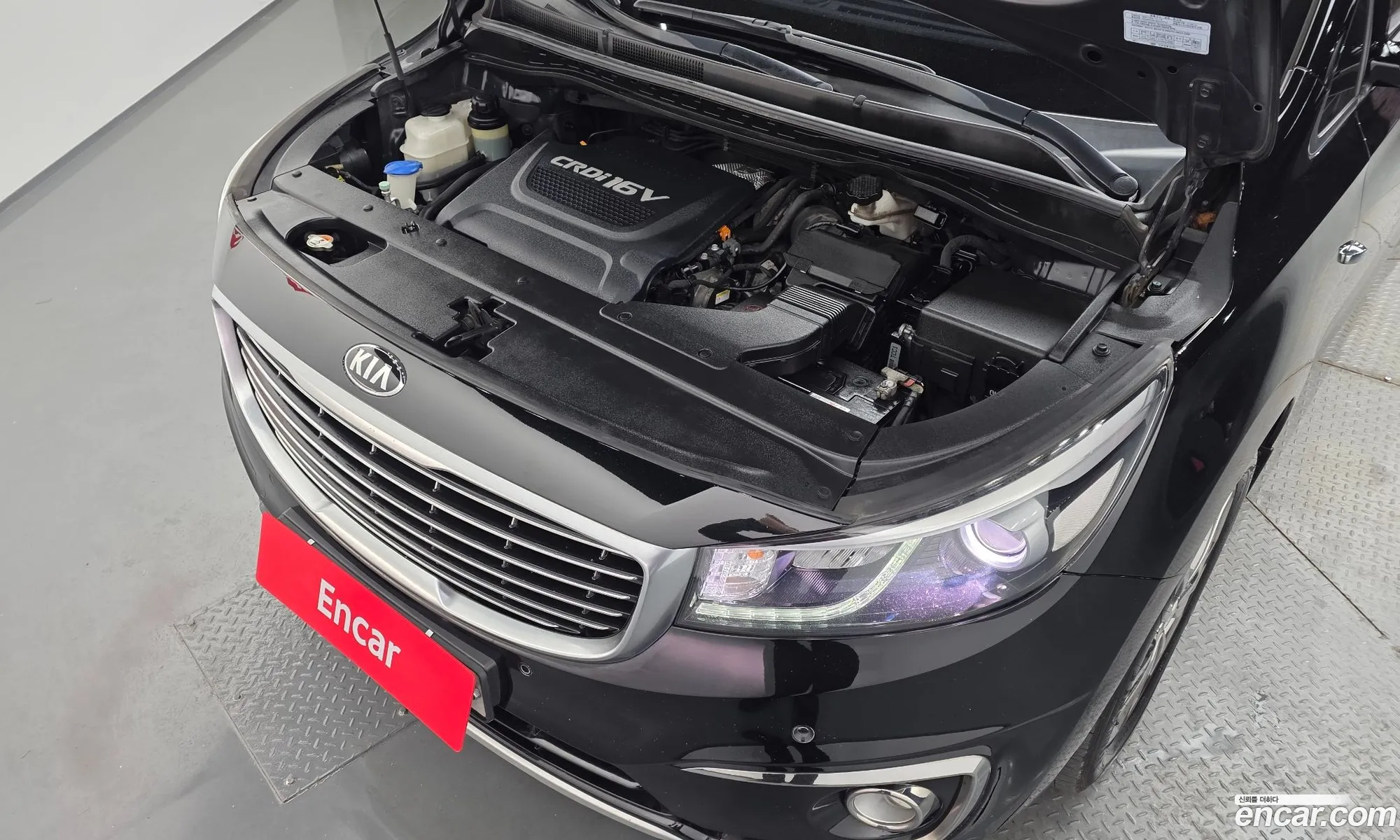 Kia Carnival 2017 — 2