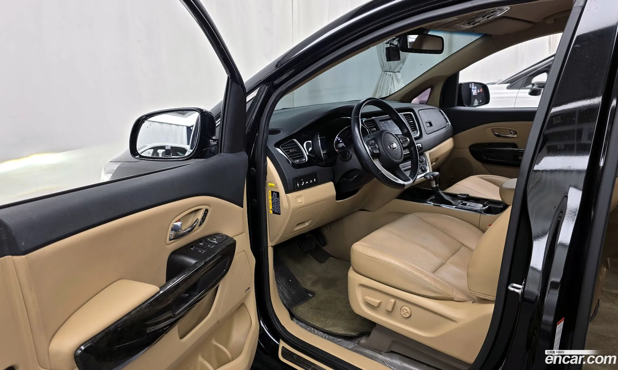 Kia Carnival 2019 — 6