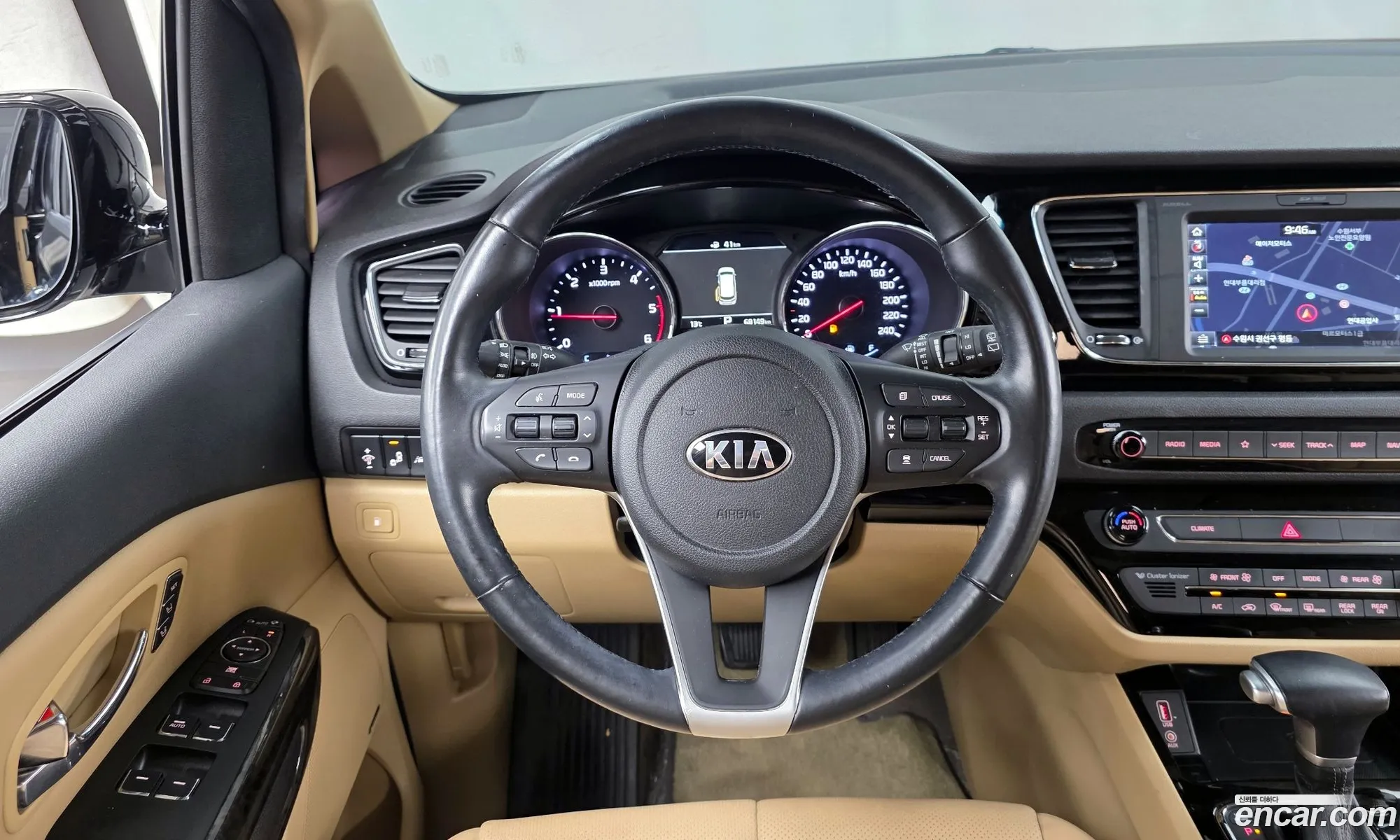 Kia Carnival 2019 — 9