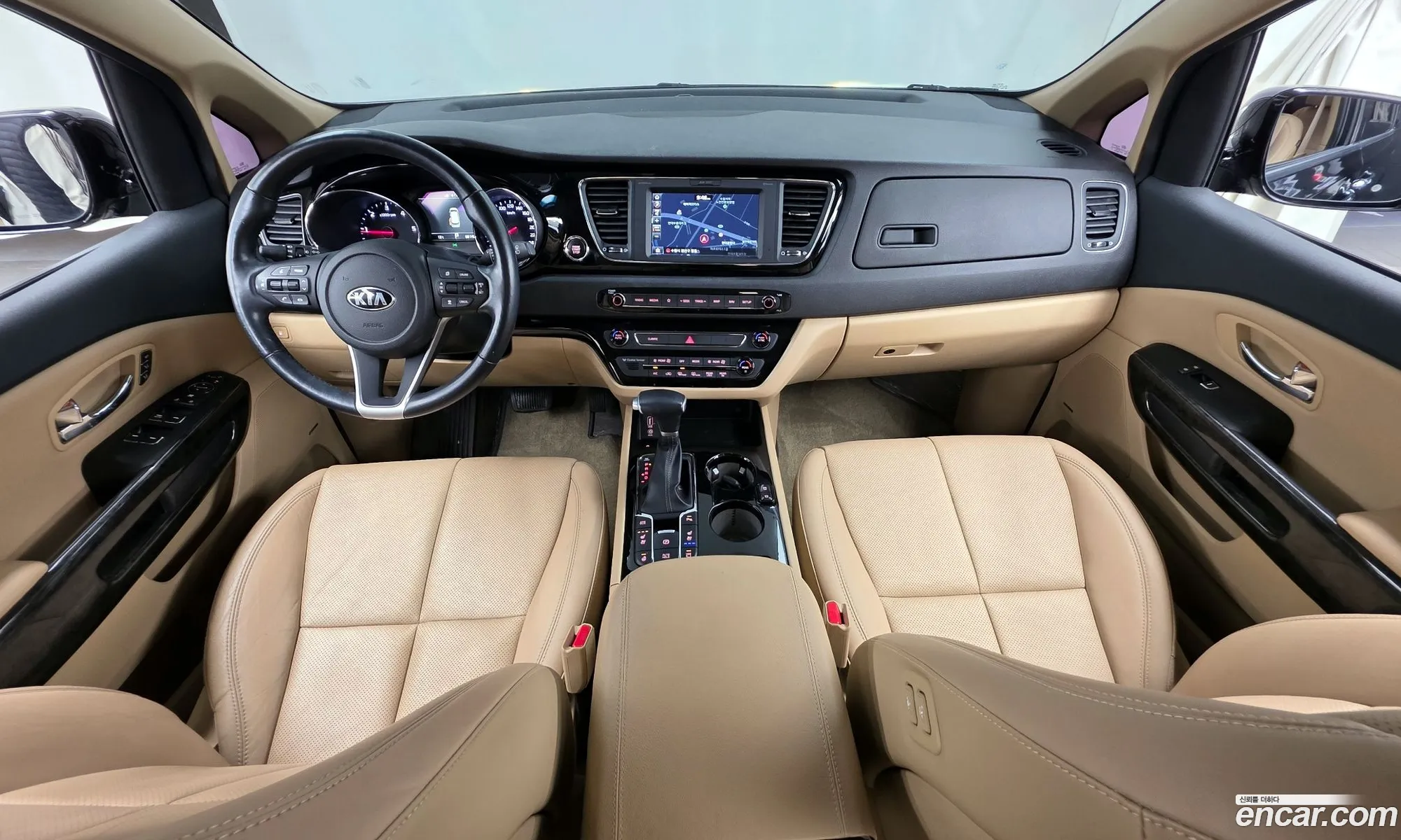 Kia Carnival 2019 — 4