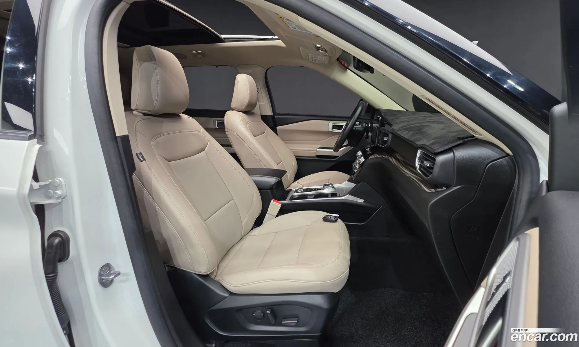 Ford Explorer 6th Gen 2023 1FMSK8FH7PGA39938 — 7