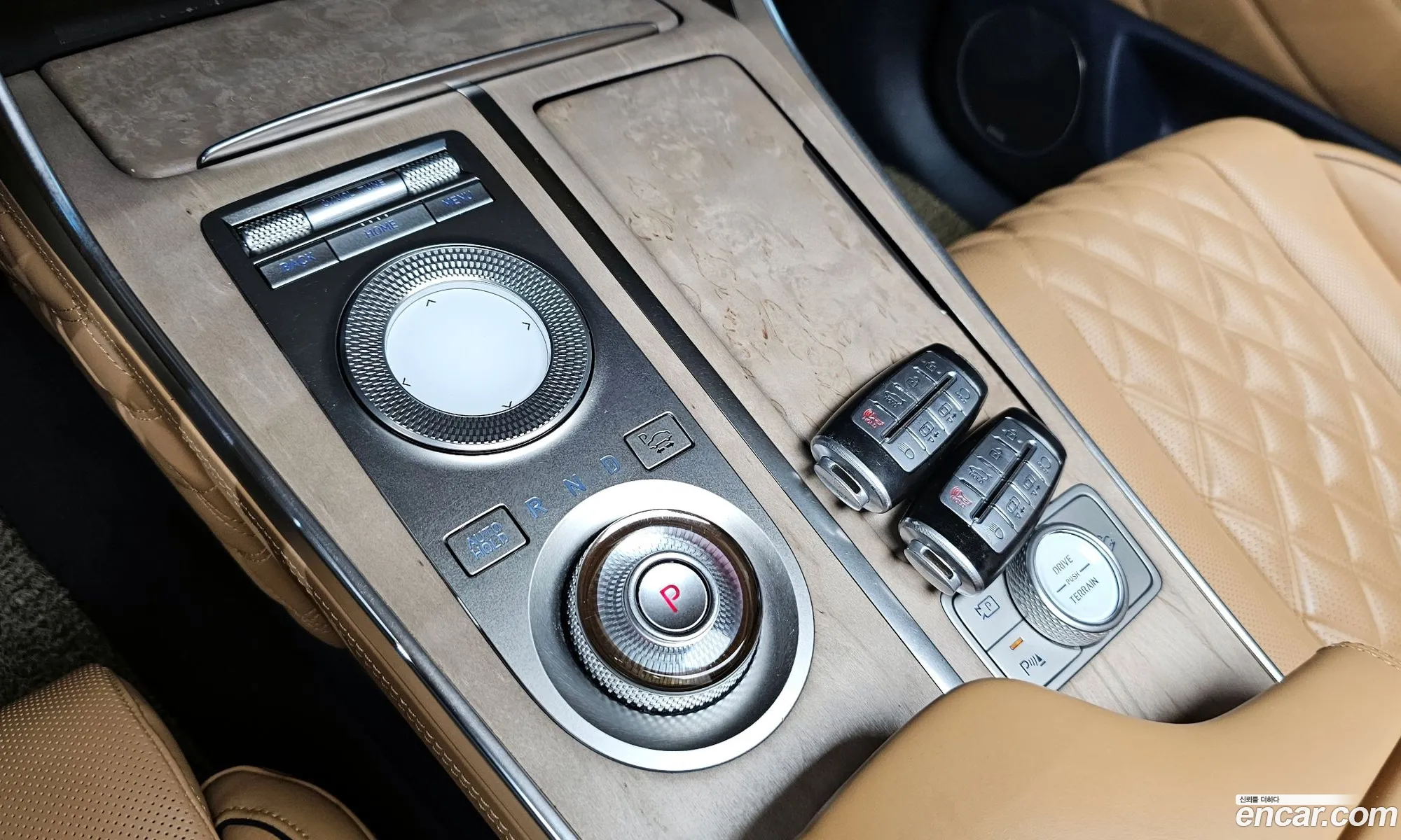 Genesis GV80 2020 — 12