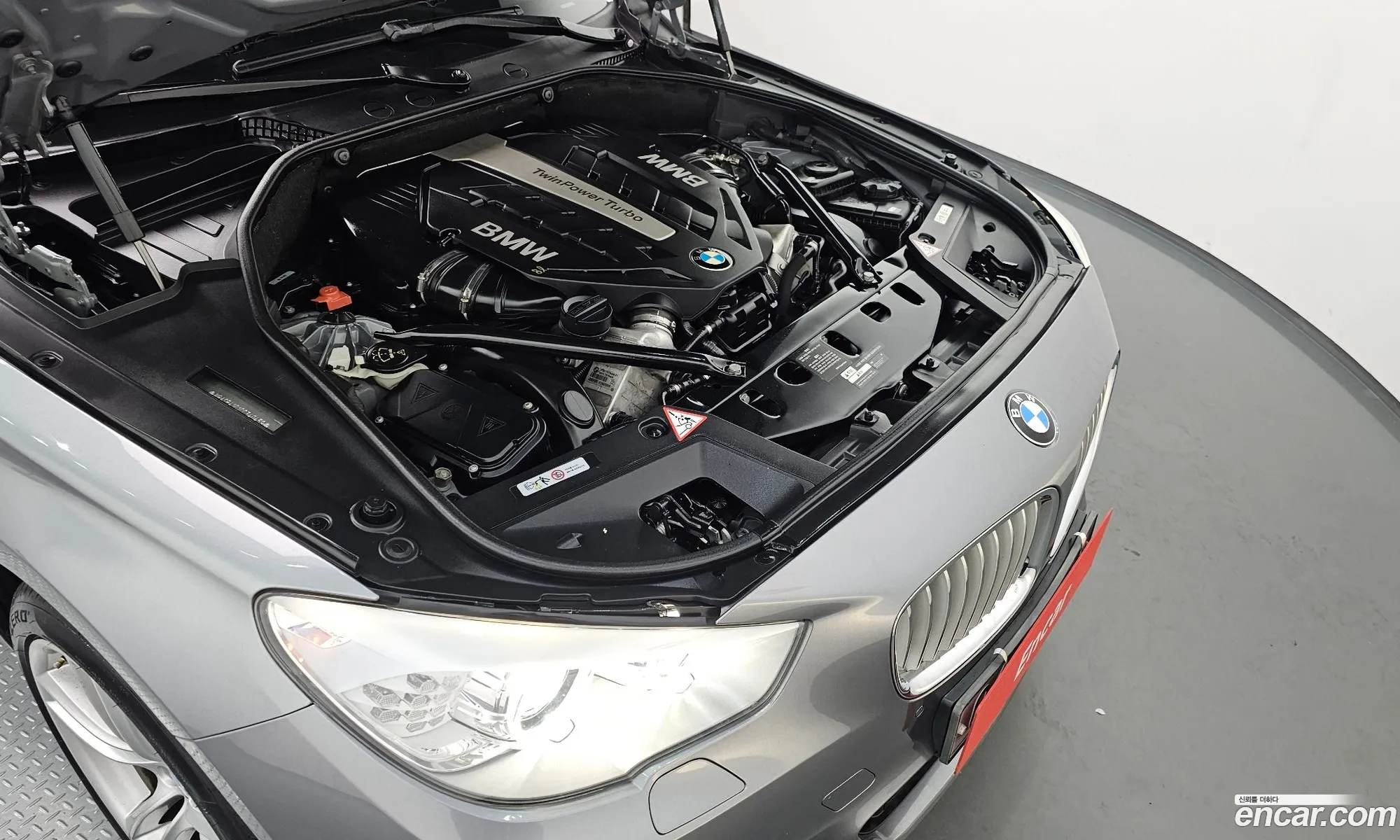 BMW 5 Series GT 2012 WBASP4101CC340459 — 14