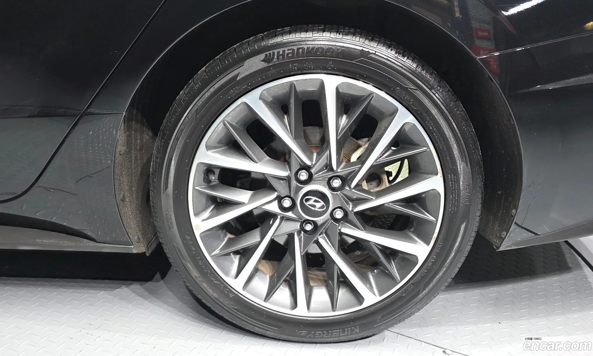 Hyundai Sonata 2019 — 14