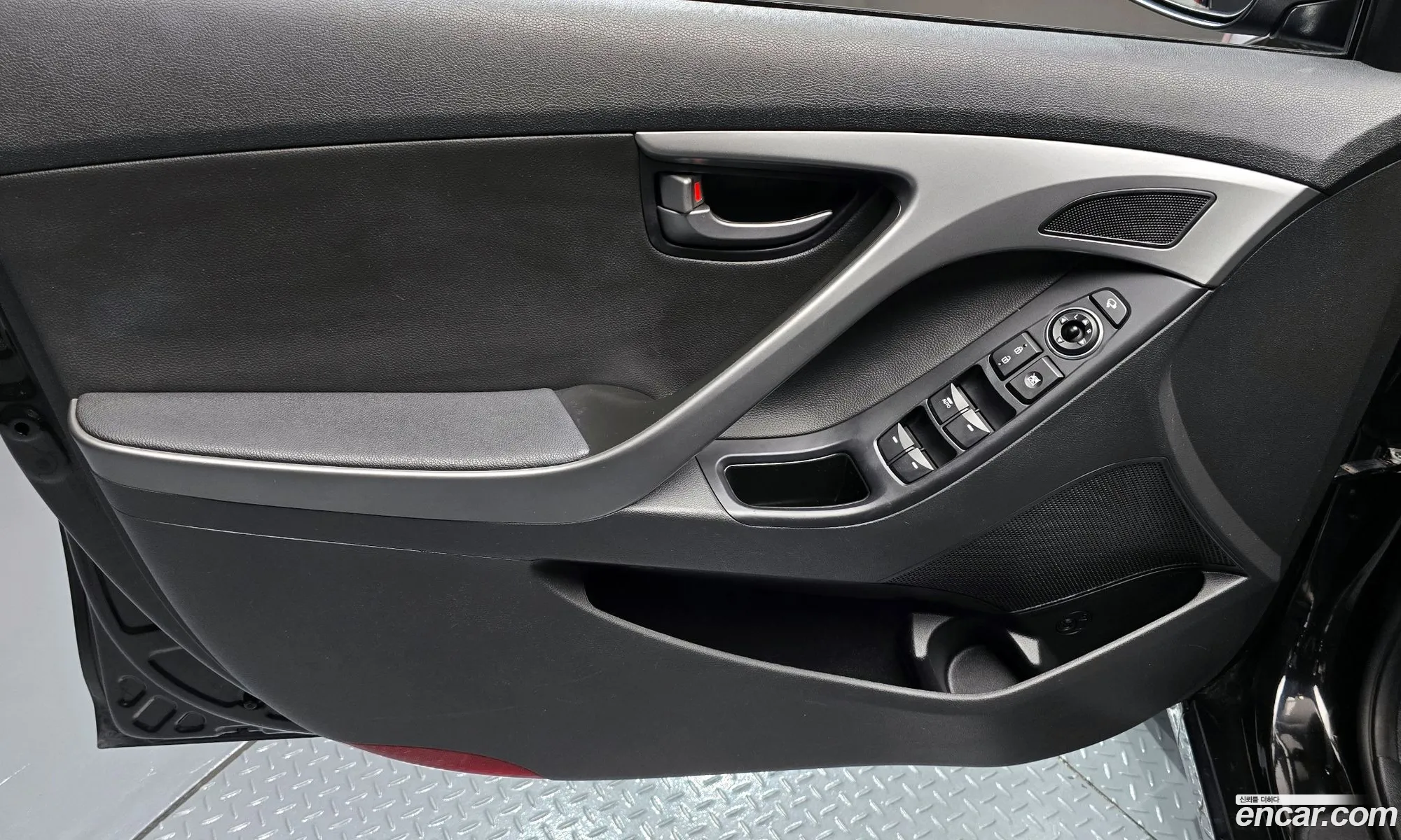 Hyundai Elantra 2013 — 11