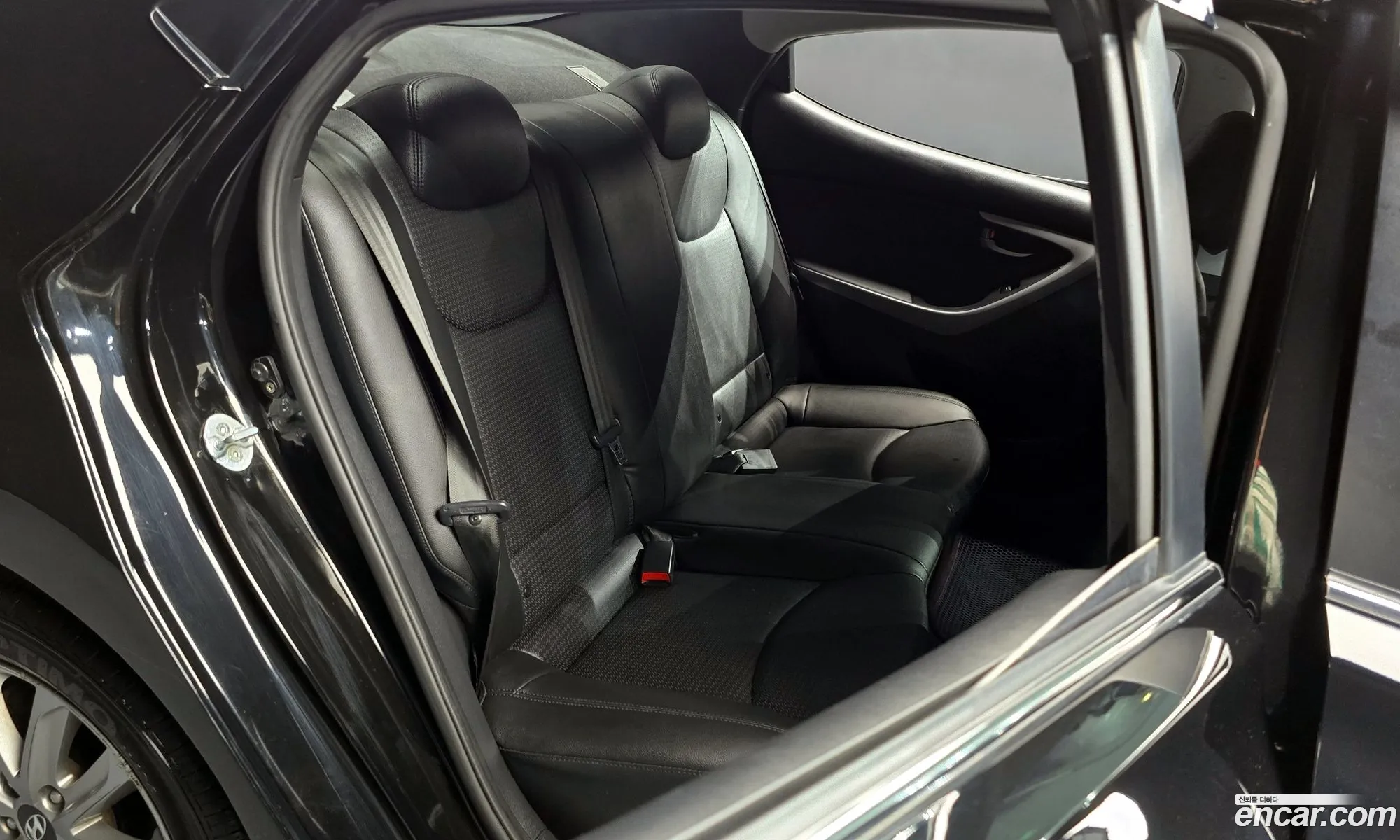 Hyundai Elantra 2013 — 18