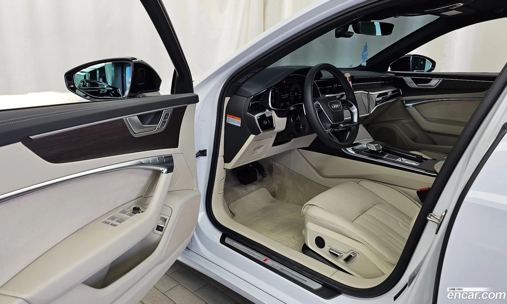 Audi A6 2025 WAUZZZF25SN028986 — 6