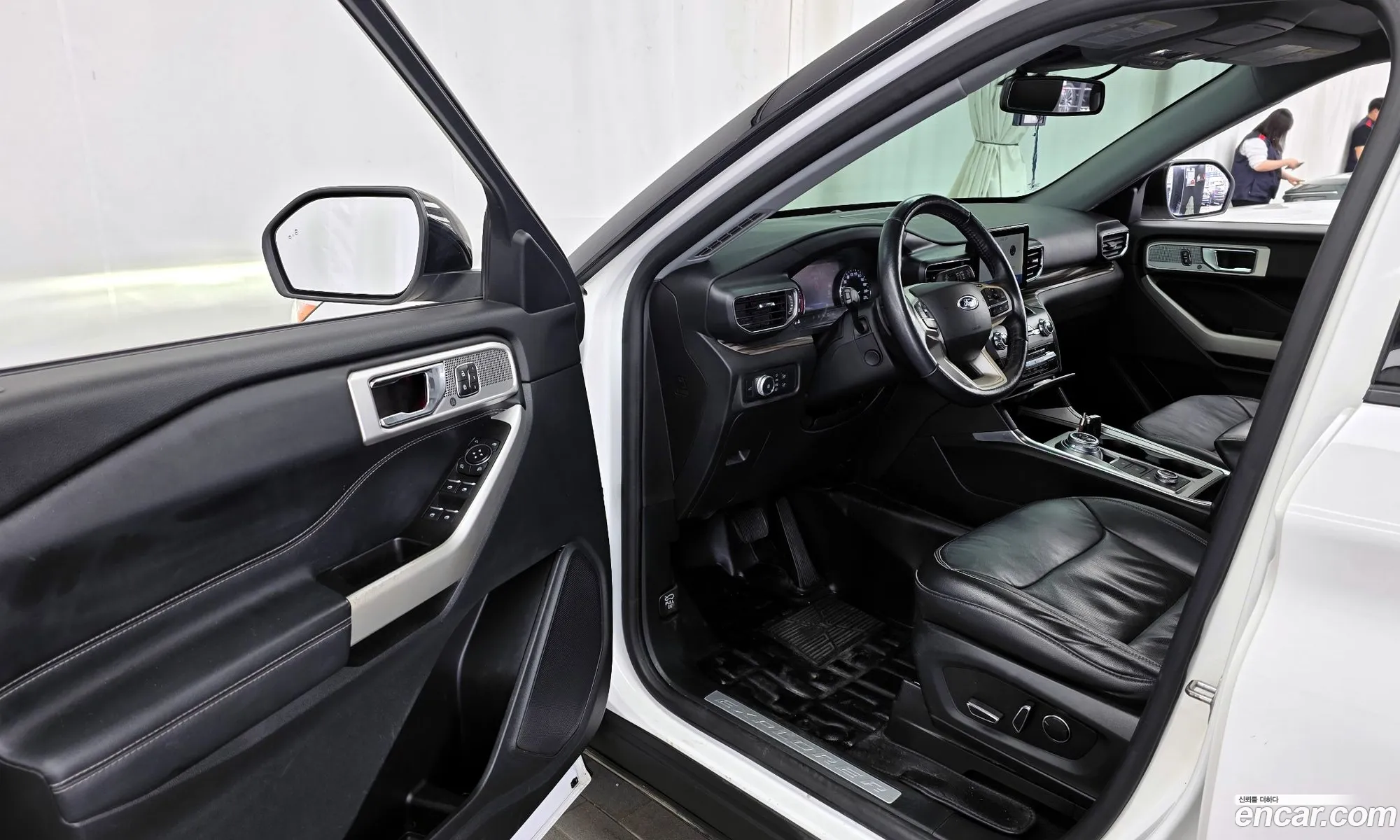Ford Explorer 6th Gen 2020 1FMSK8FH8LGD07289 — 15