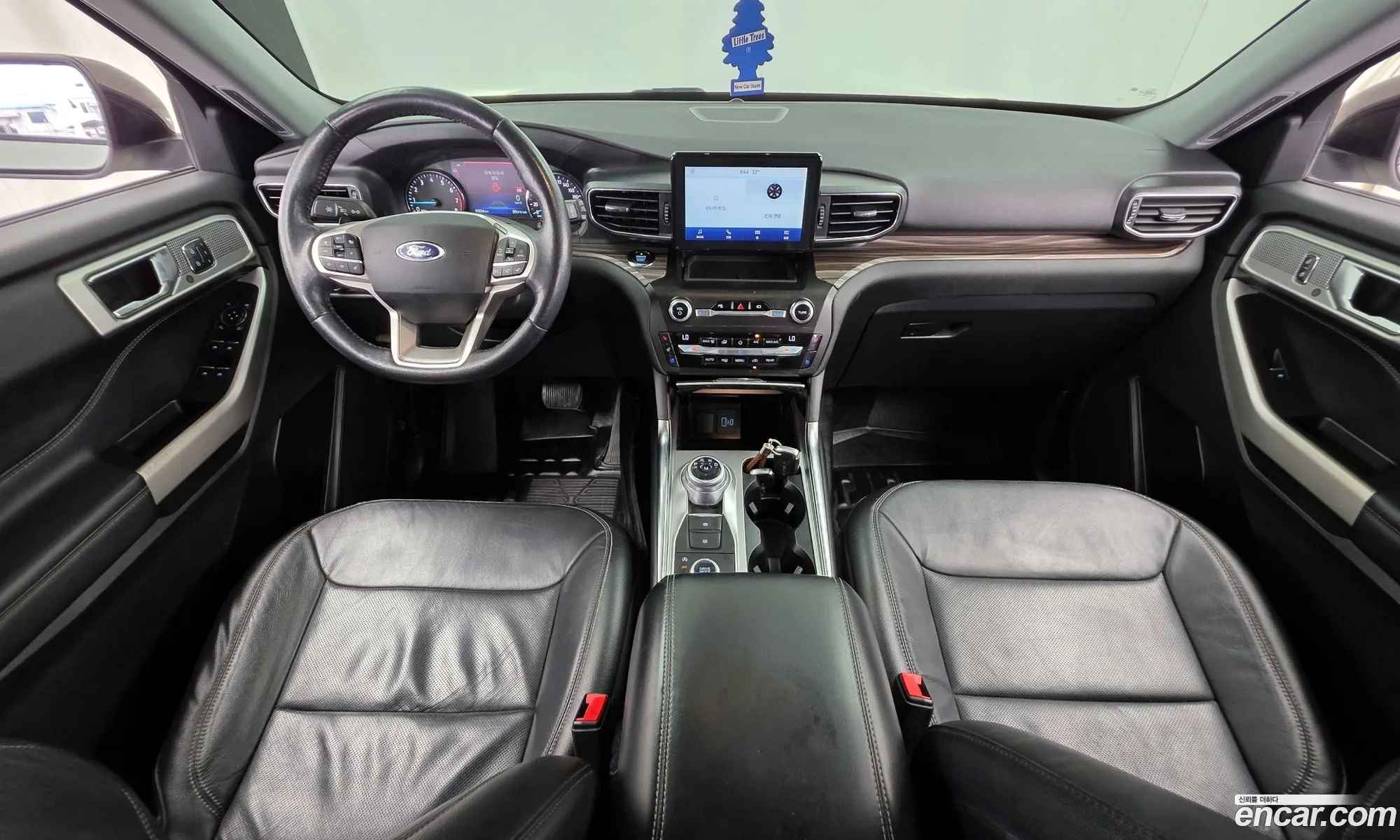Ford Explorer 6th Gen 2020 1FMSK8FH8LGD07289 — 17
