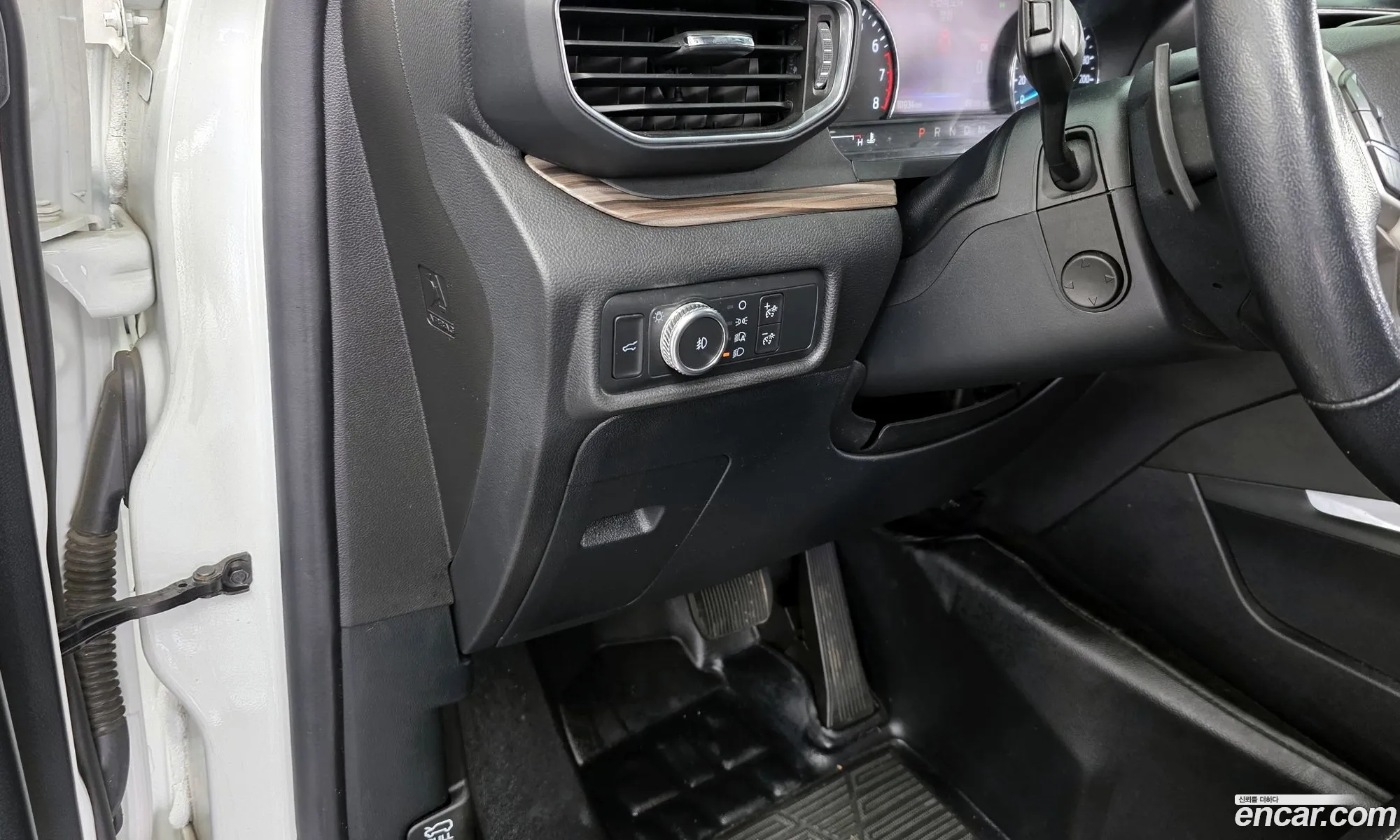 Ford Explorer 6th Gen 2020 1FMSK8FH8LGD07289 — 3