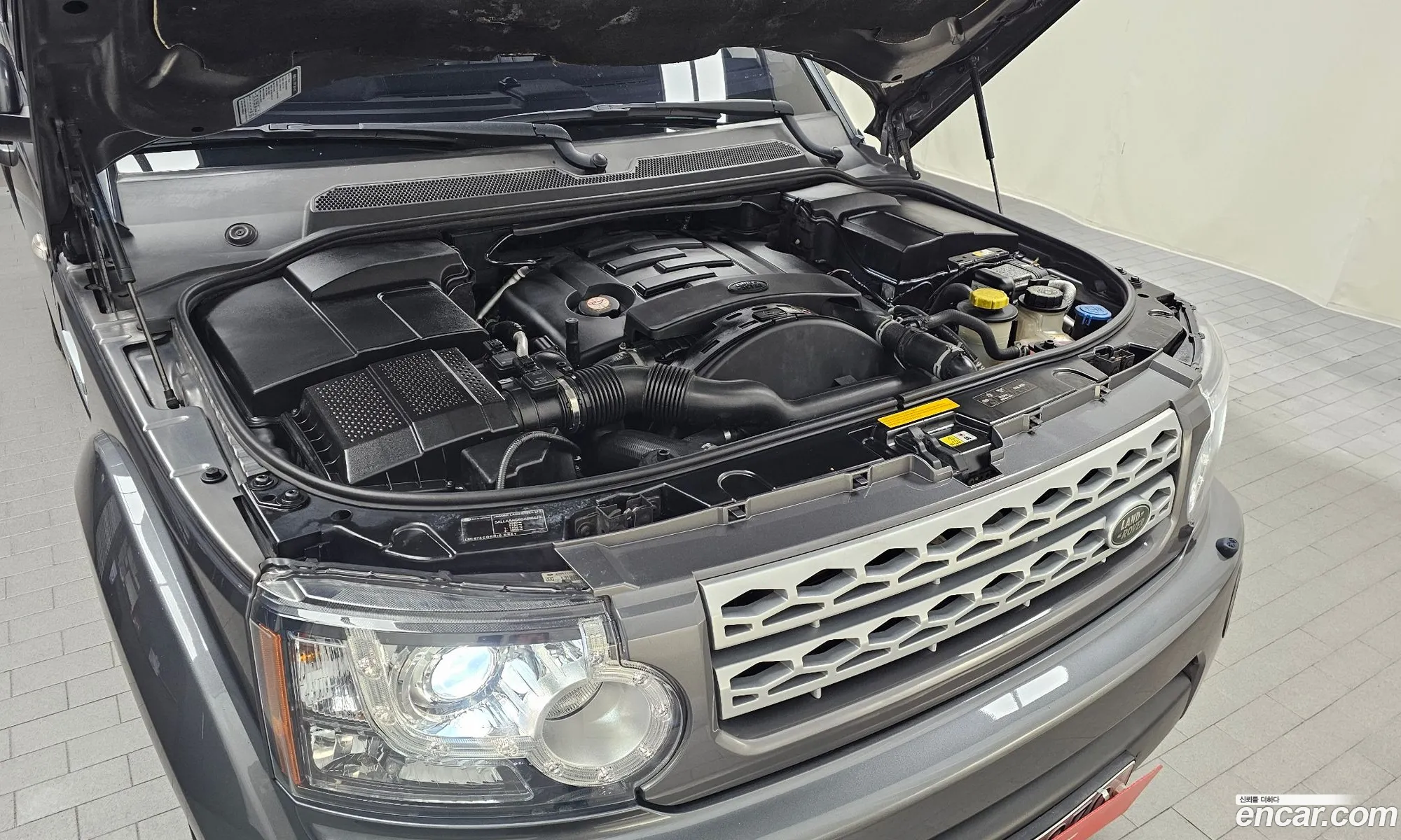Land Rover Discovery 4 2013 SALLAAAG6DA695679 — 20