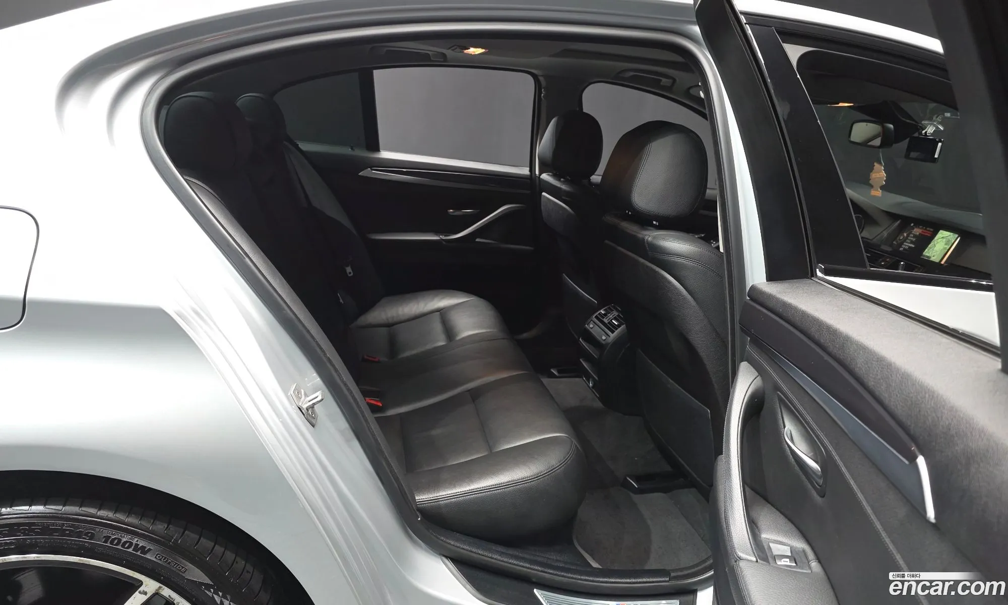 BMW 5 Series 2015 WBA5E7109GG157006 — 17