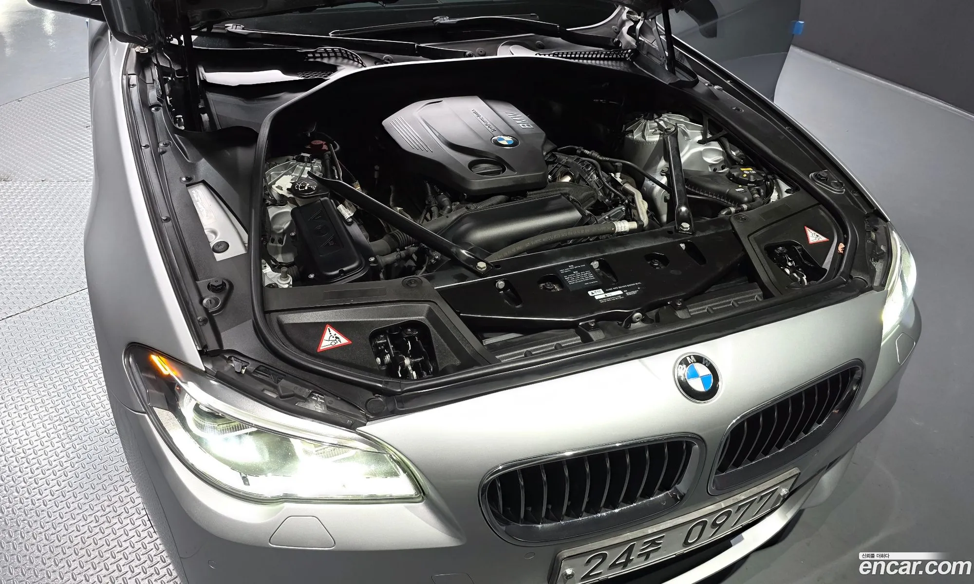 BMW 5 Series 2015 WBA5E7109GG157006 — 19