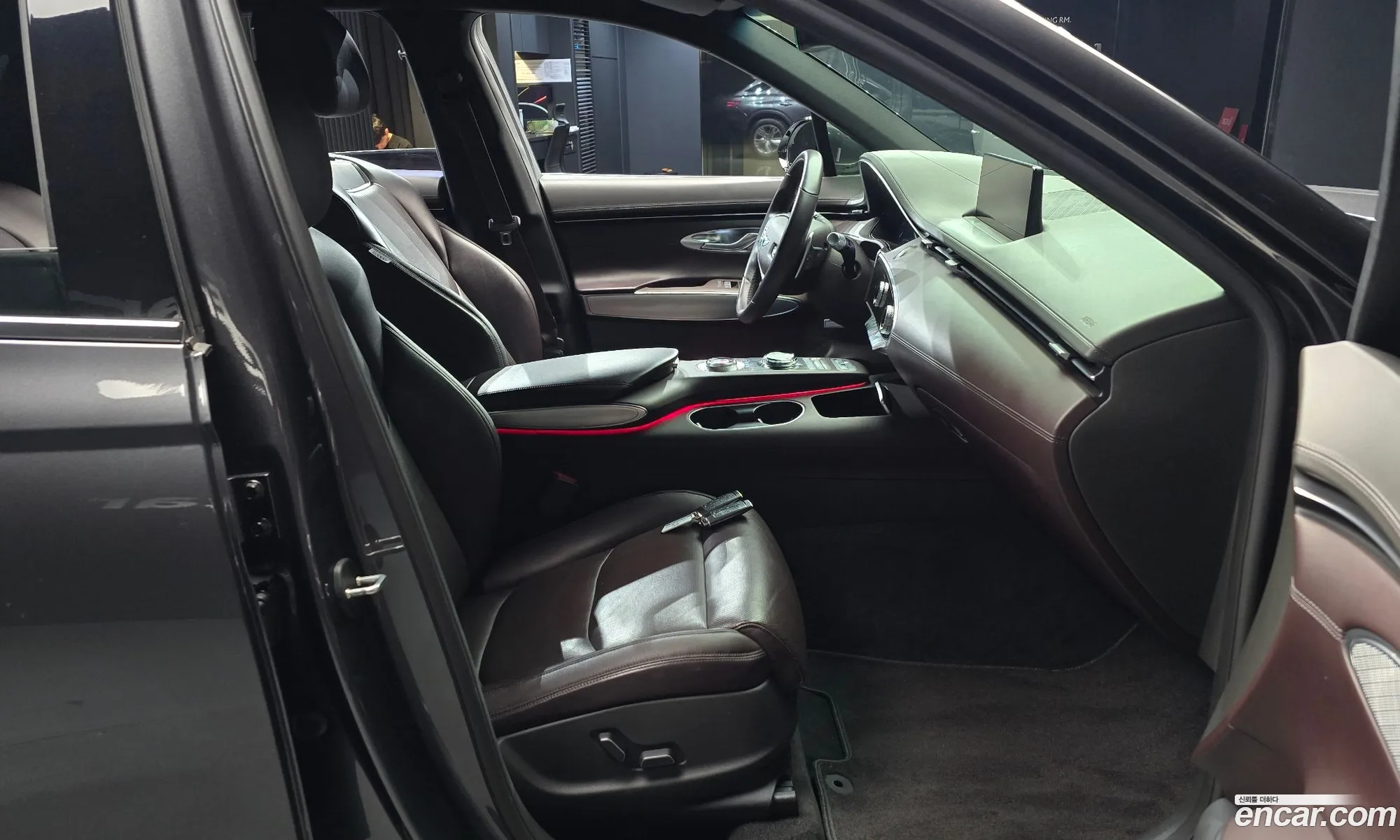 Genesis GV70 2021 — 15